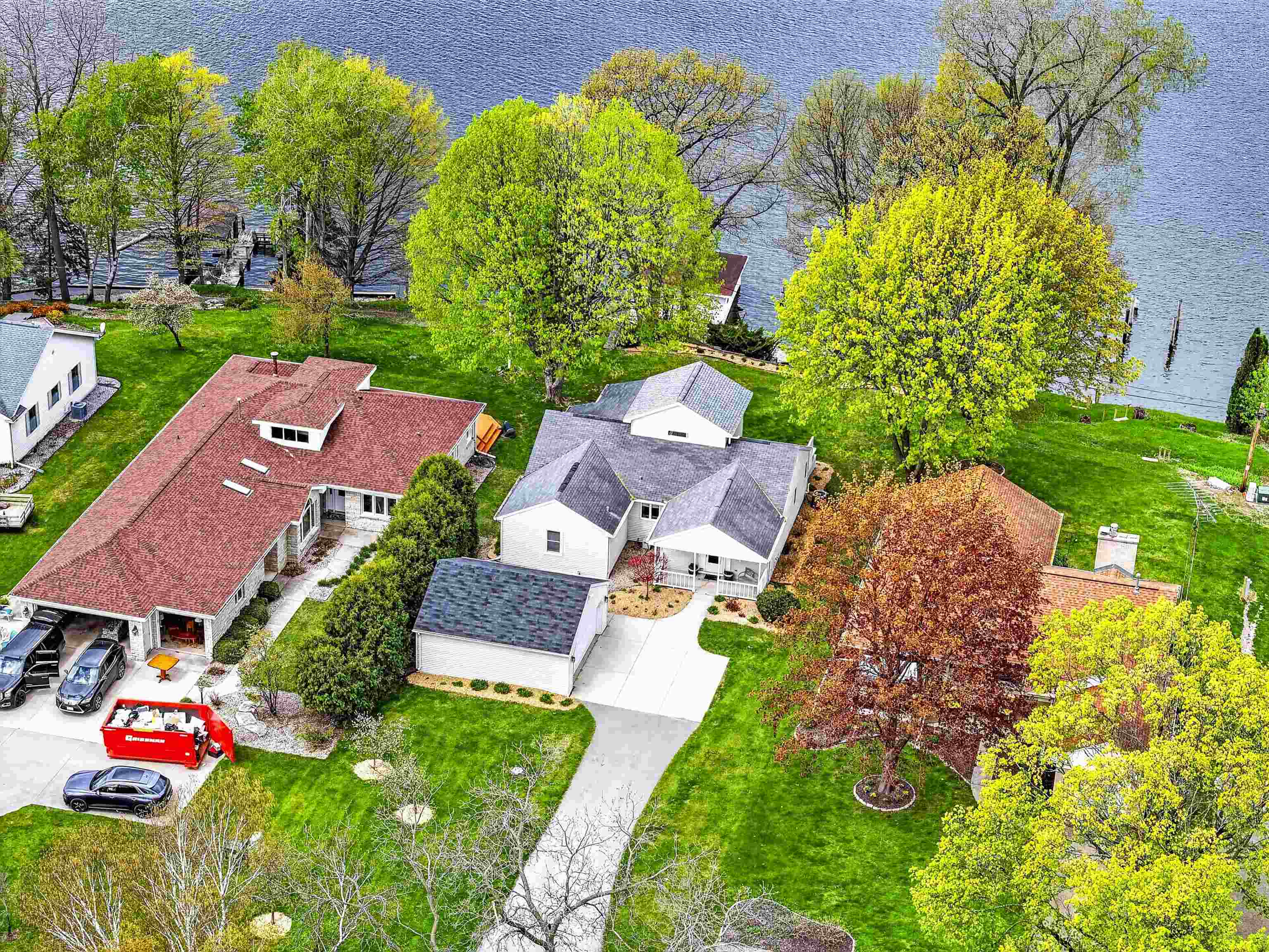 2520 W PALISADES Drive