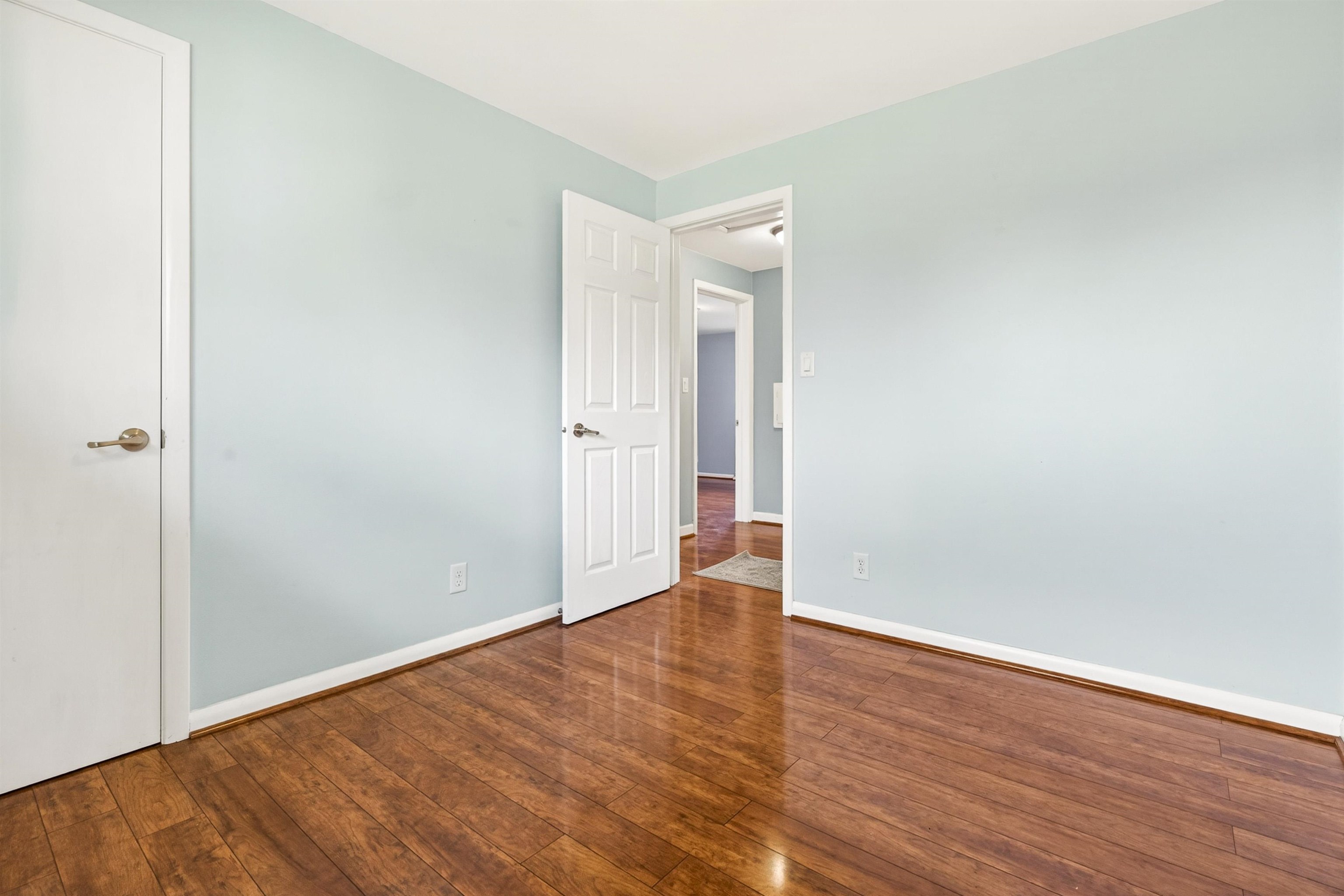 946 4TH Street