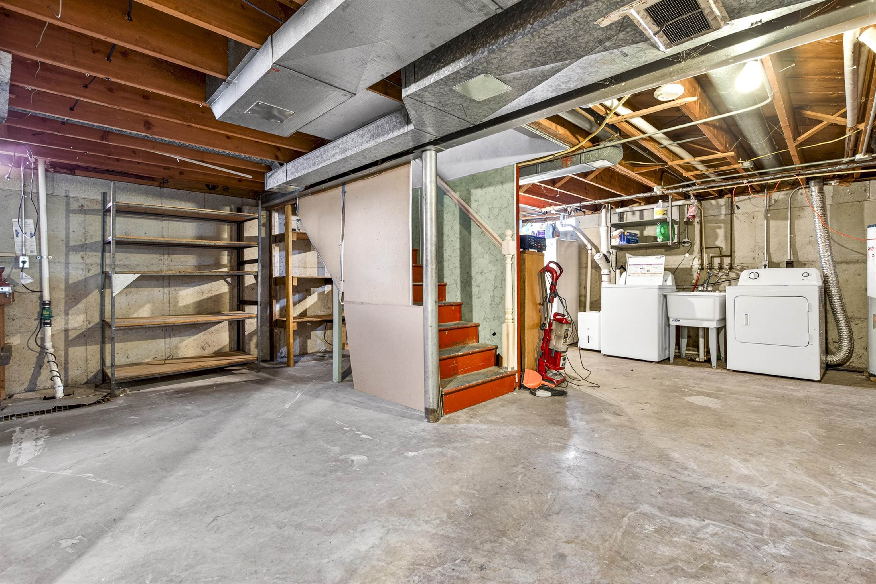 946 4TH Street