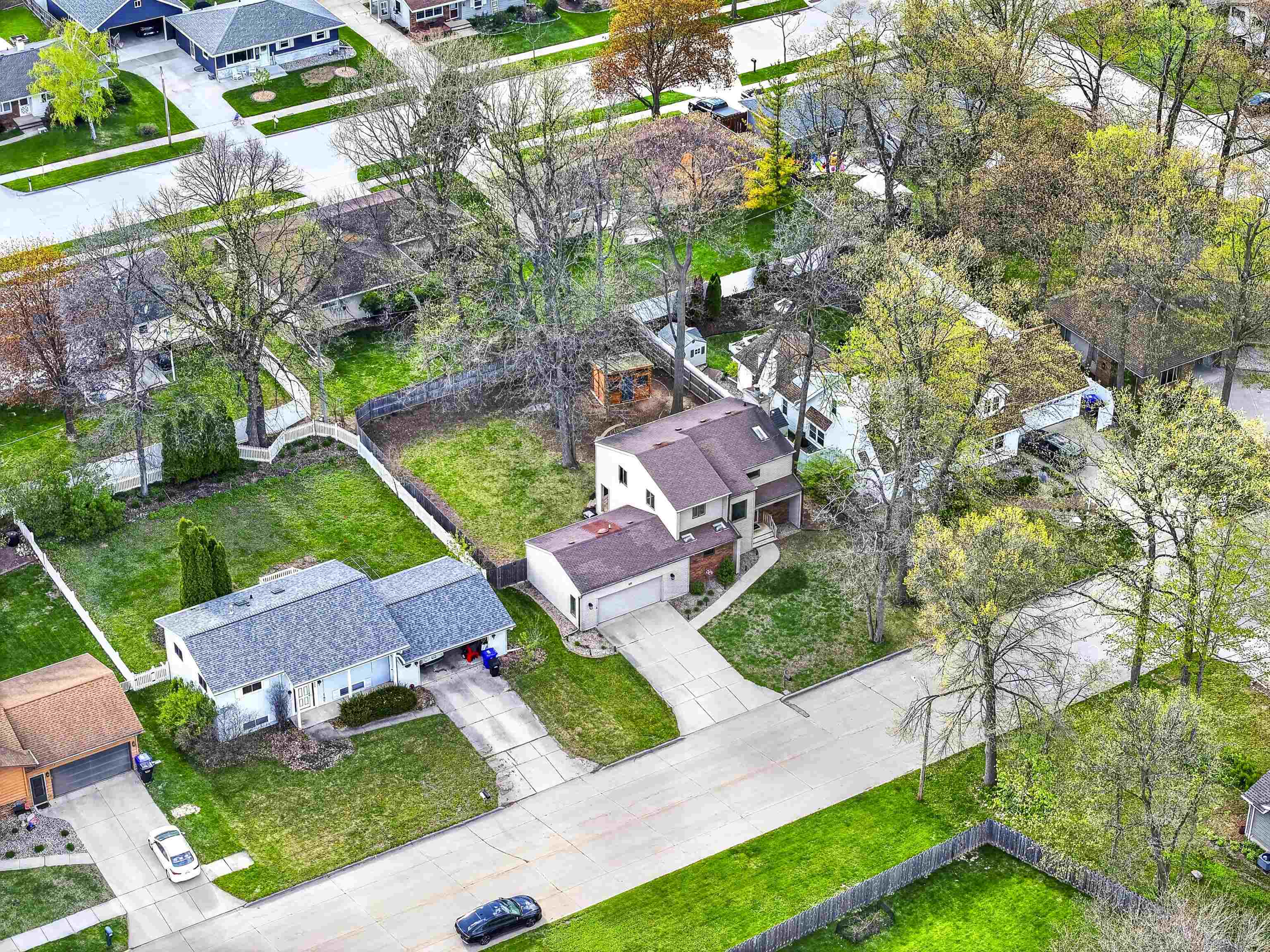 601 S COVENANT Lane
