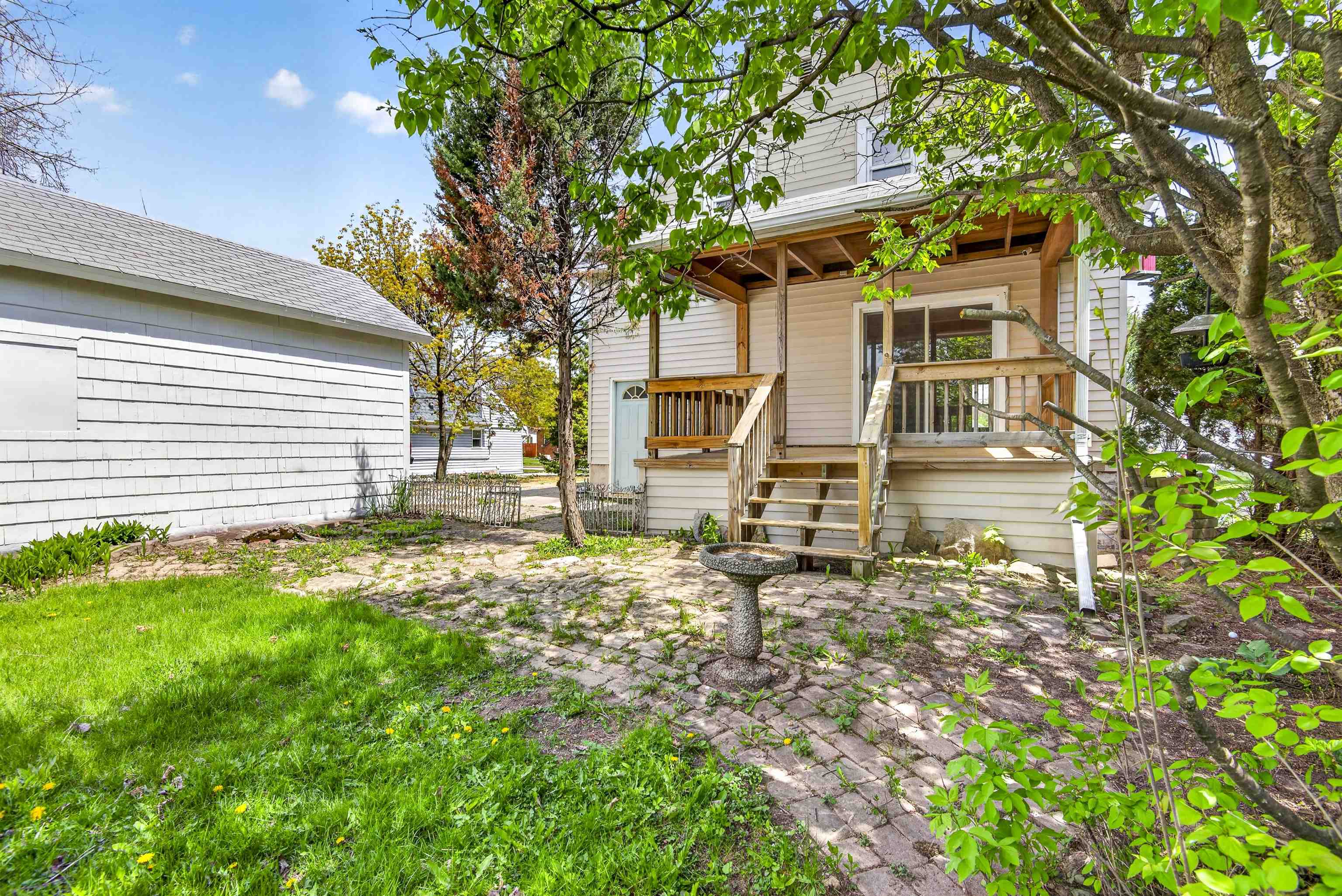 355 OAK Street