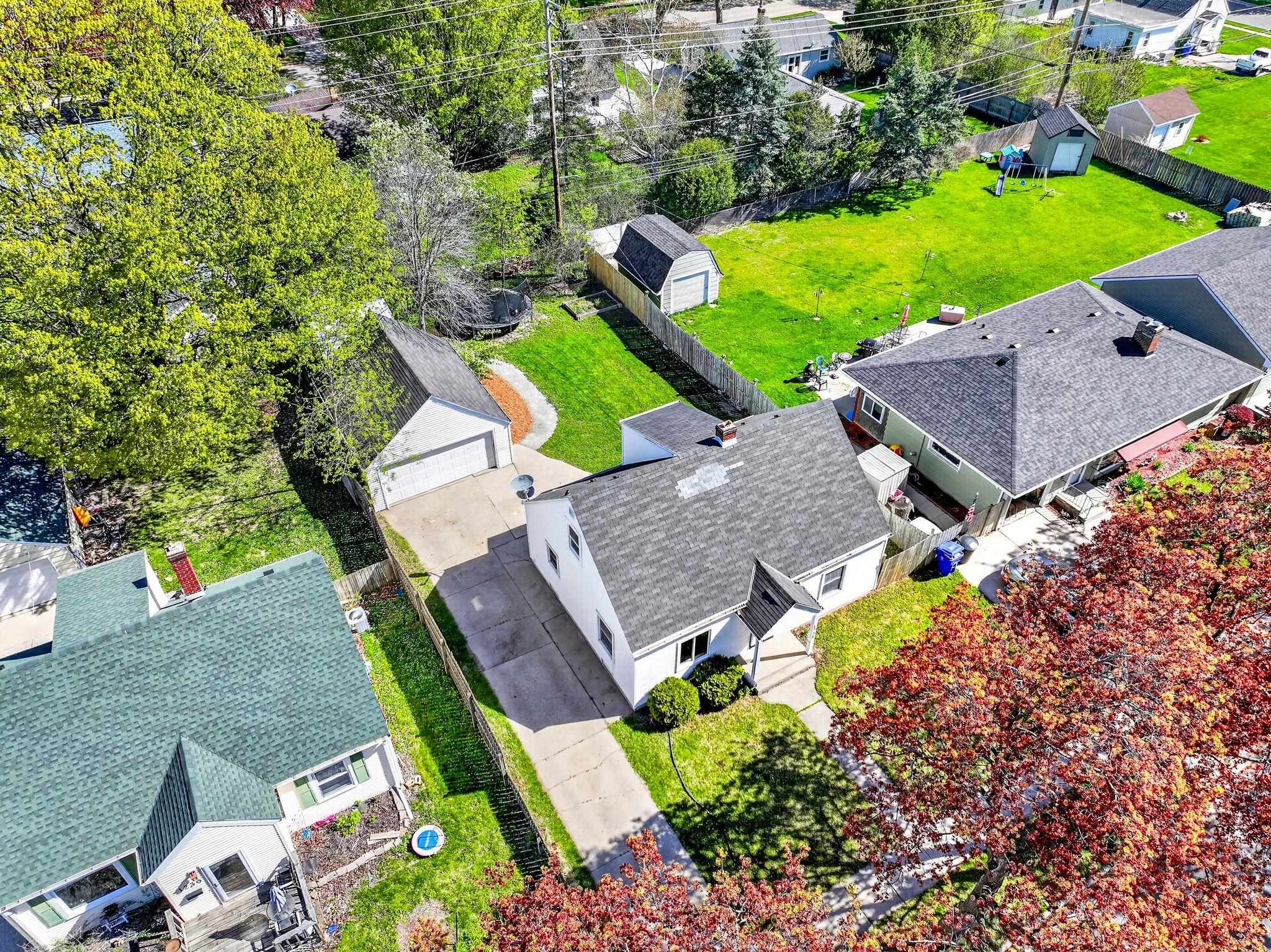 1236 E GLENDALE Avenue