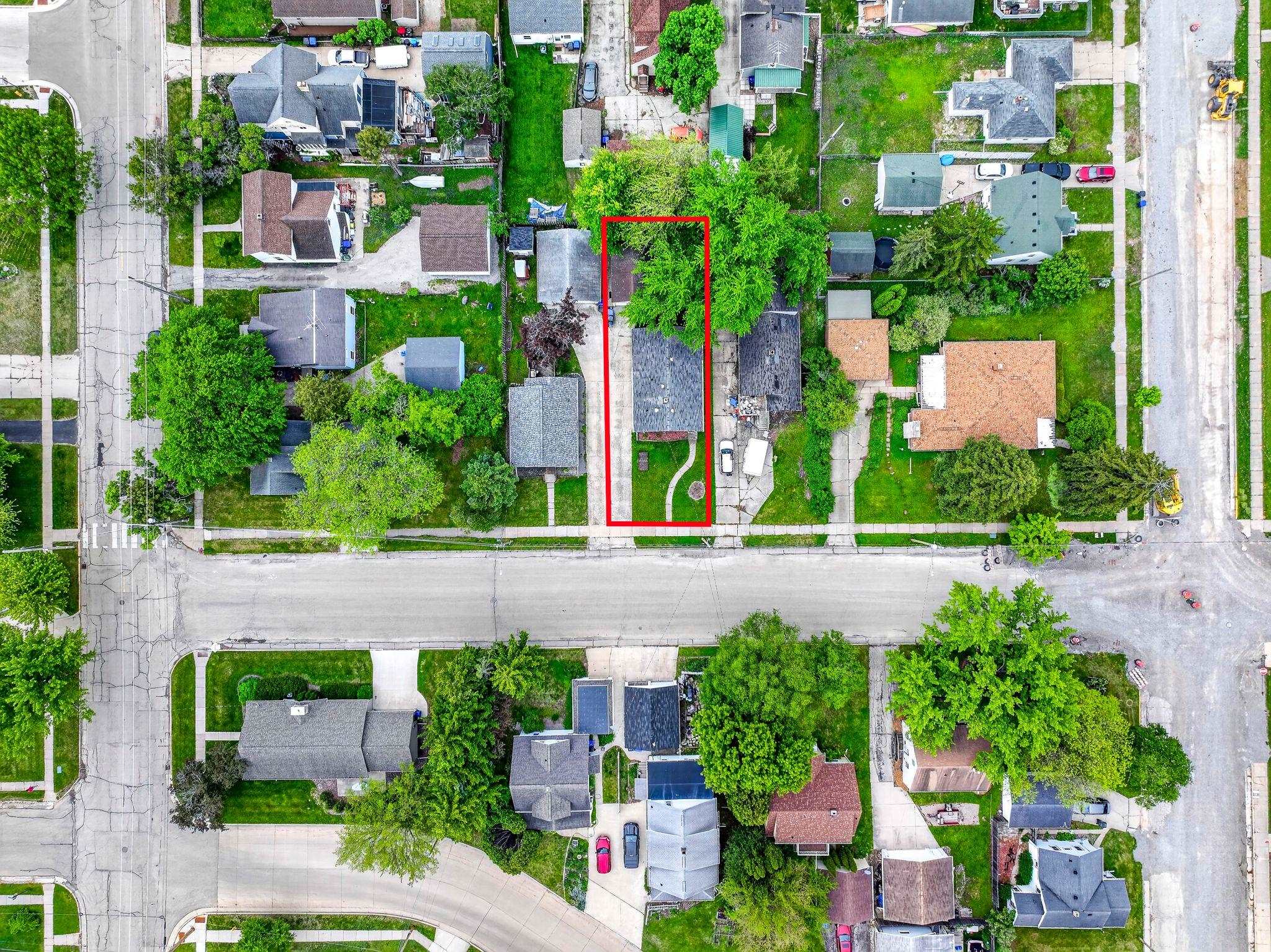 715 DIVISION Street