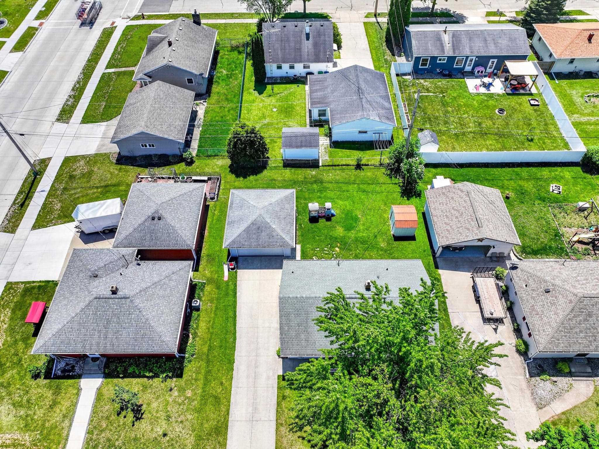 443 WOODLAWN Court