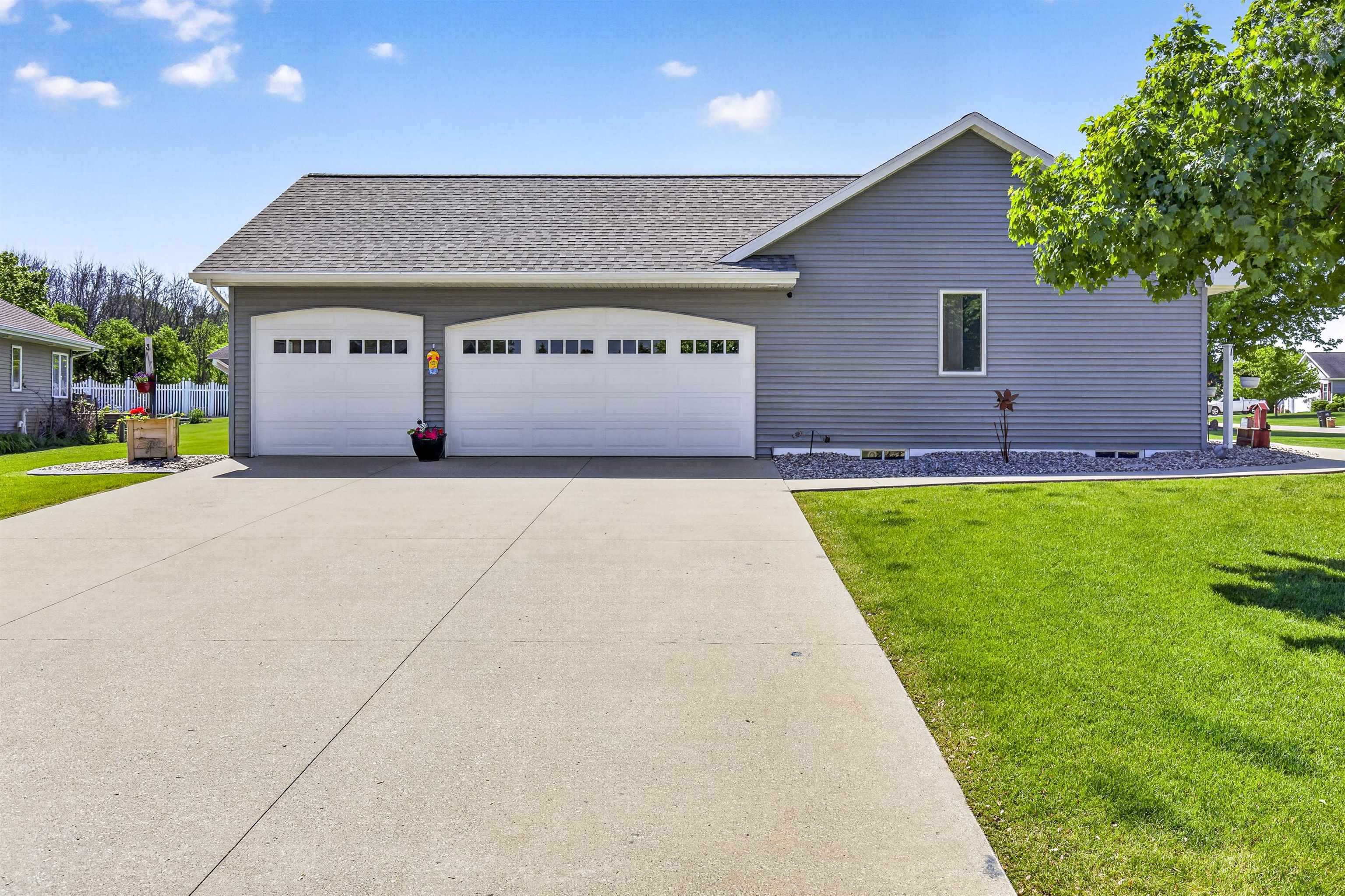 1795 GATEWAY MEADOWS Lane