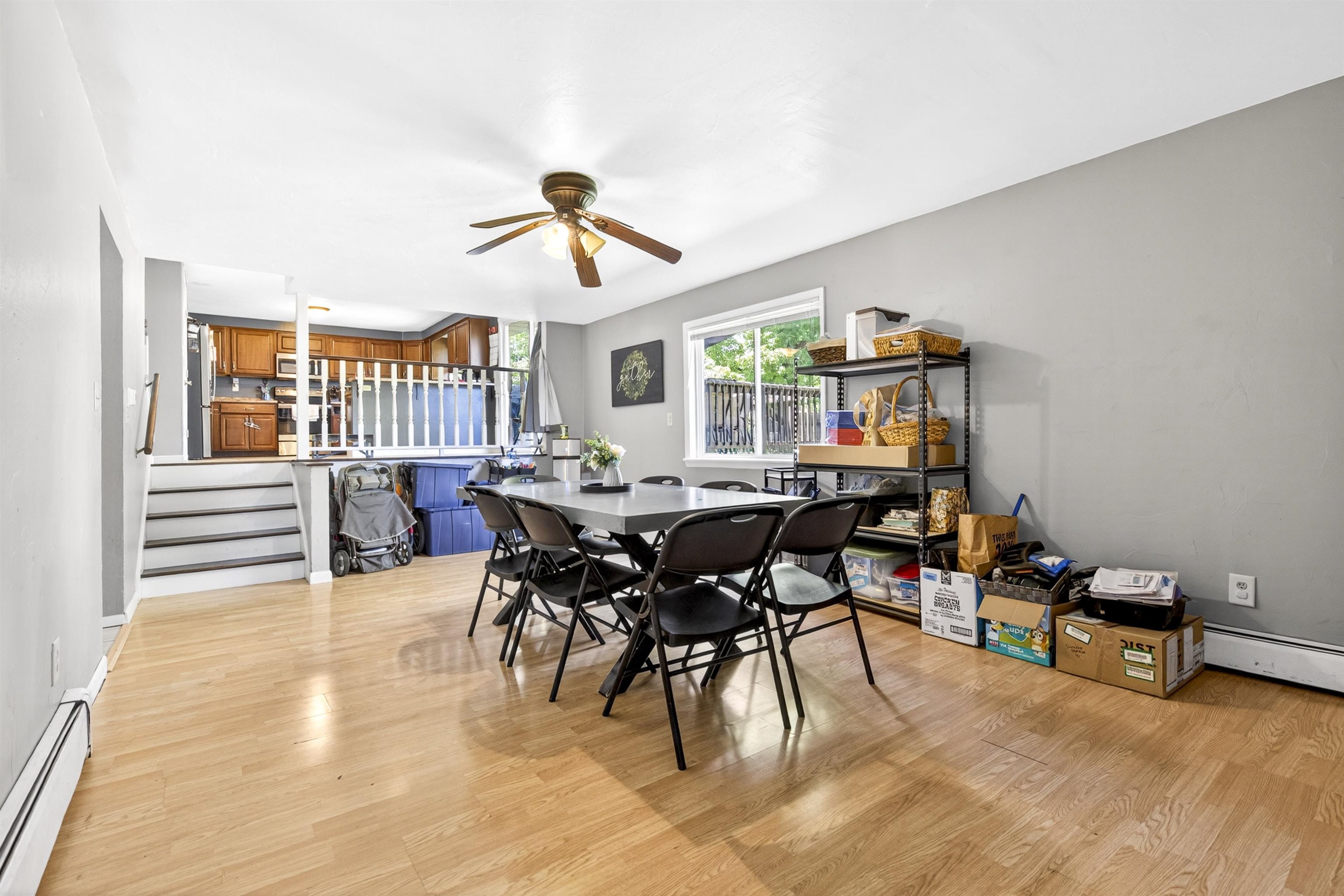 3006 E GLENDALE Avenue