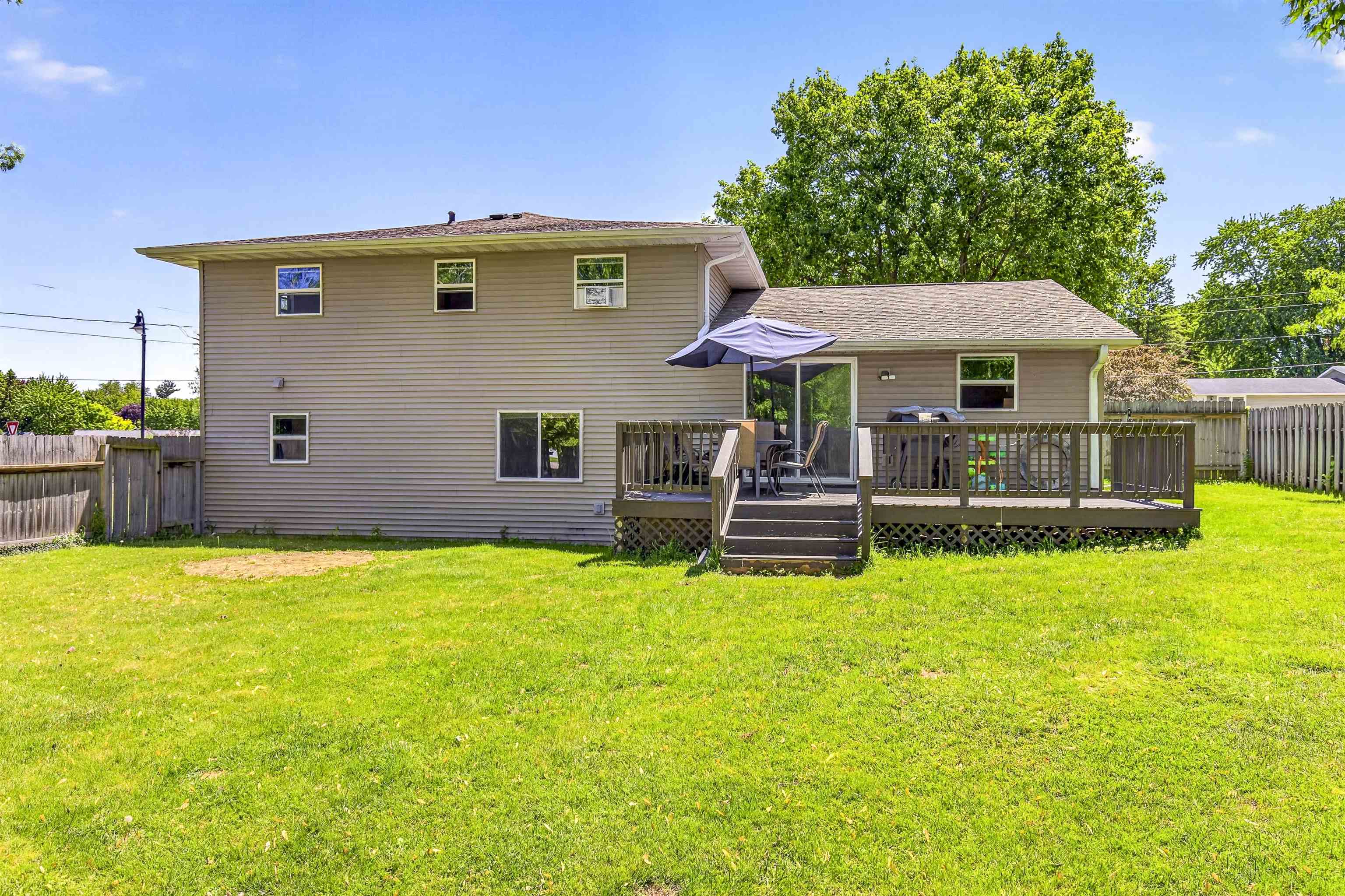 3006 E GLENDALE Avenue