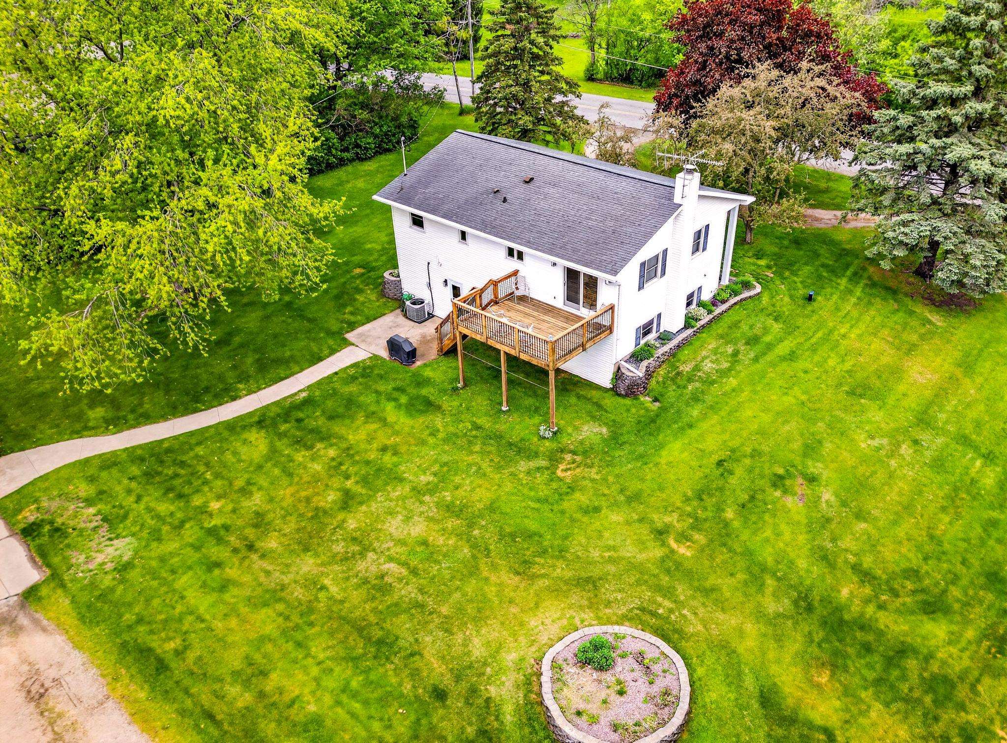 1858 OAKRIDGE Road