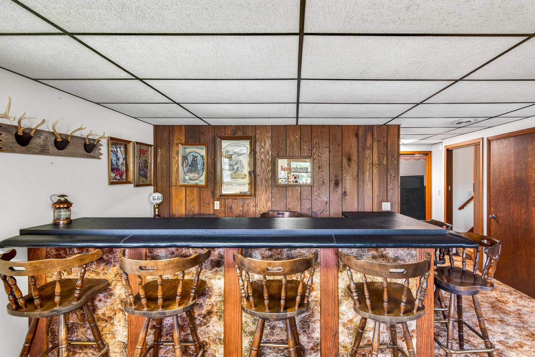 1858 OAKRIDGE Road