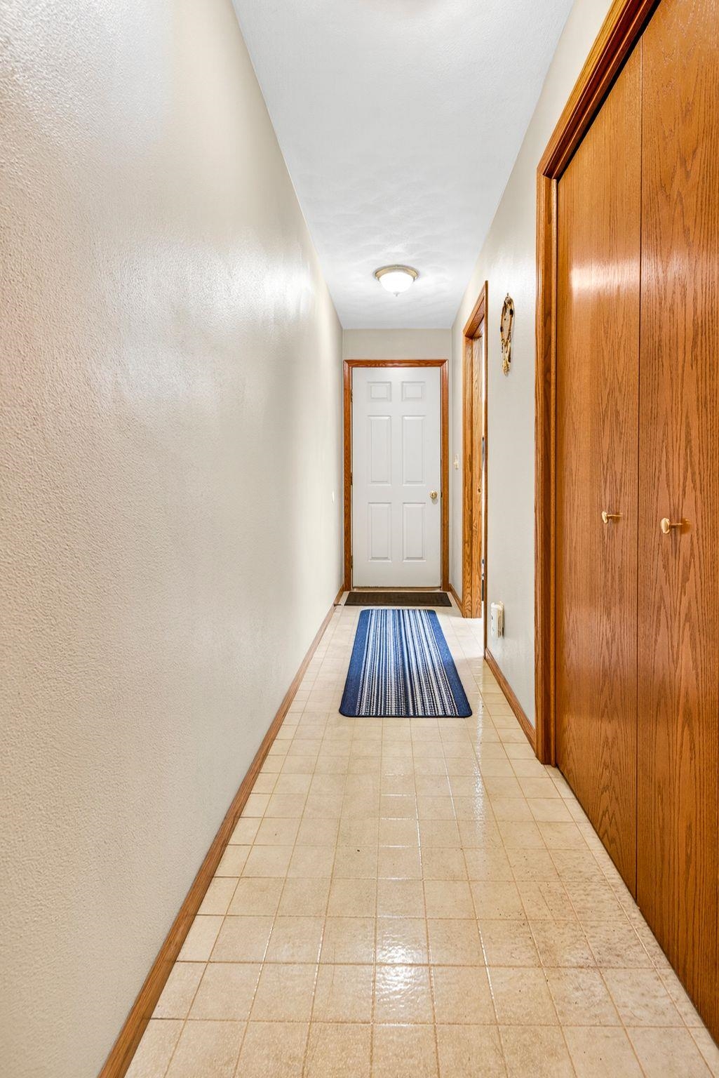 101 E KENNEDY Avenue