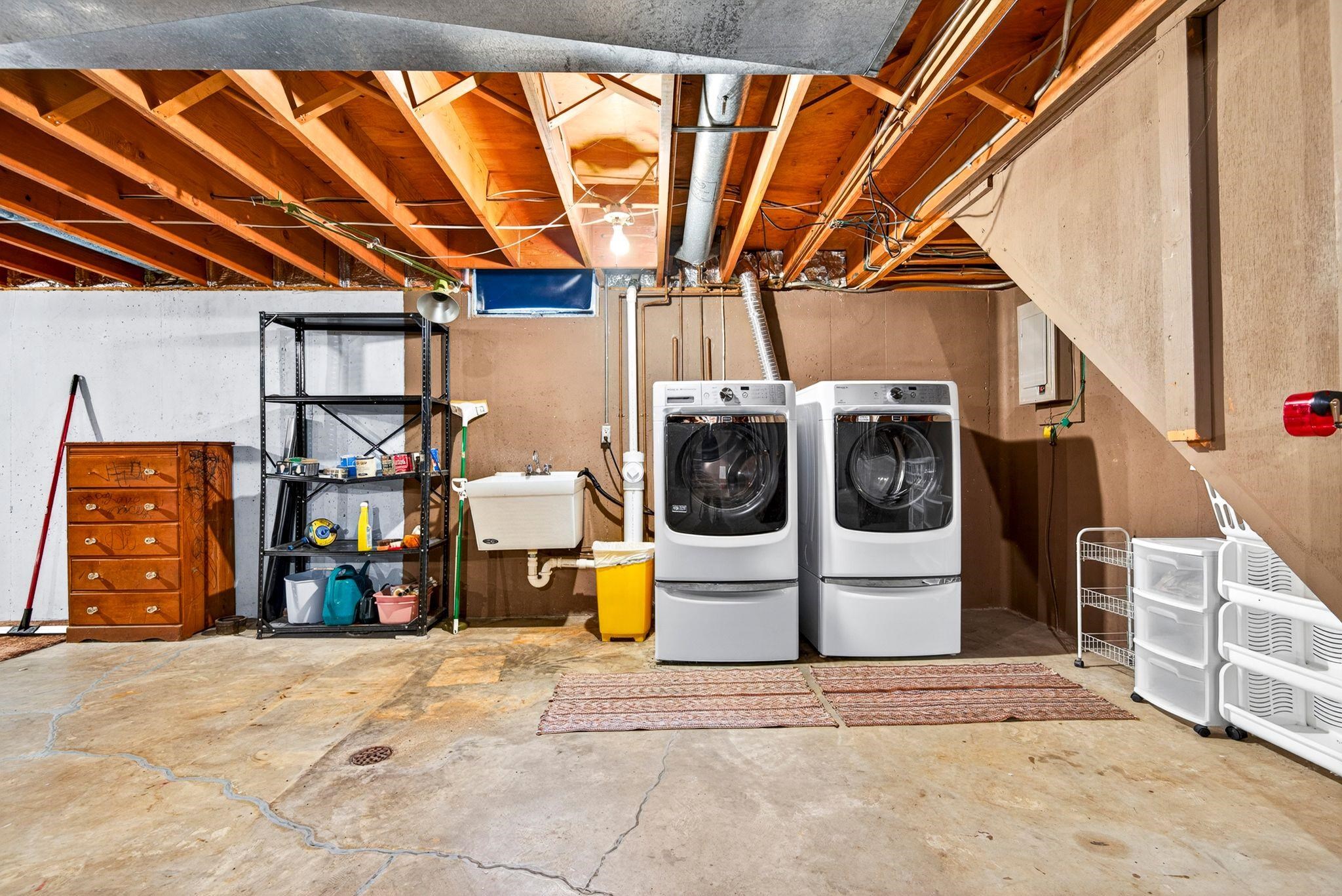 1280 FRANCES Way