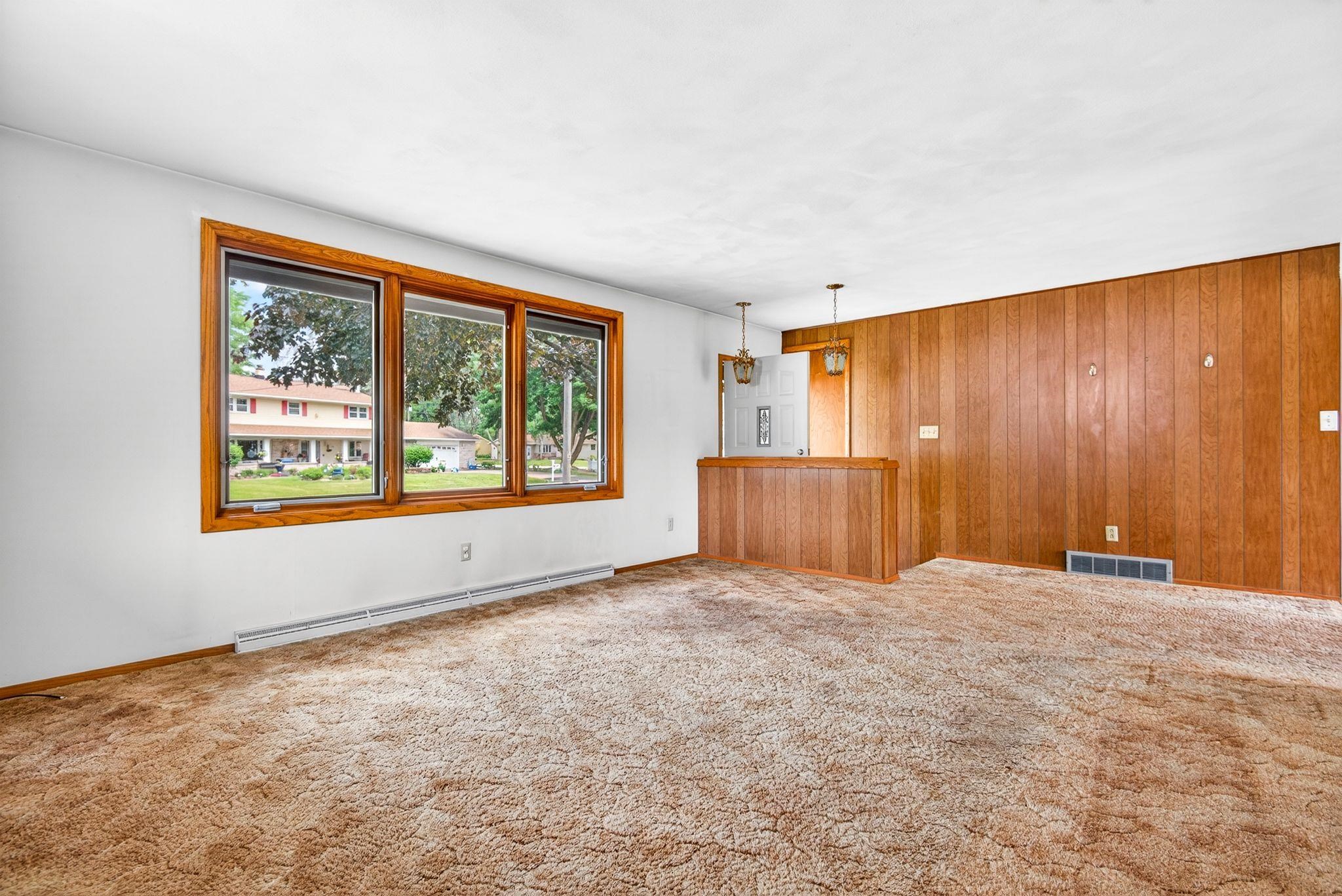 1280 FRANCES Way