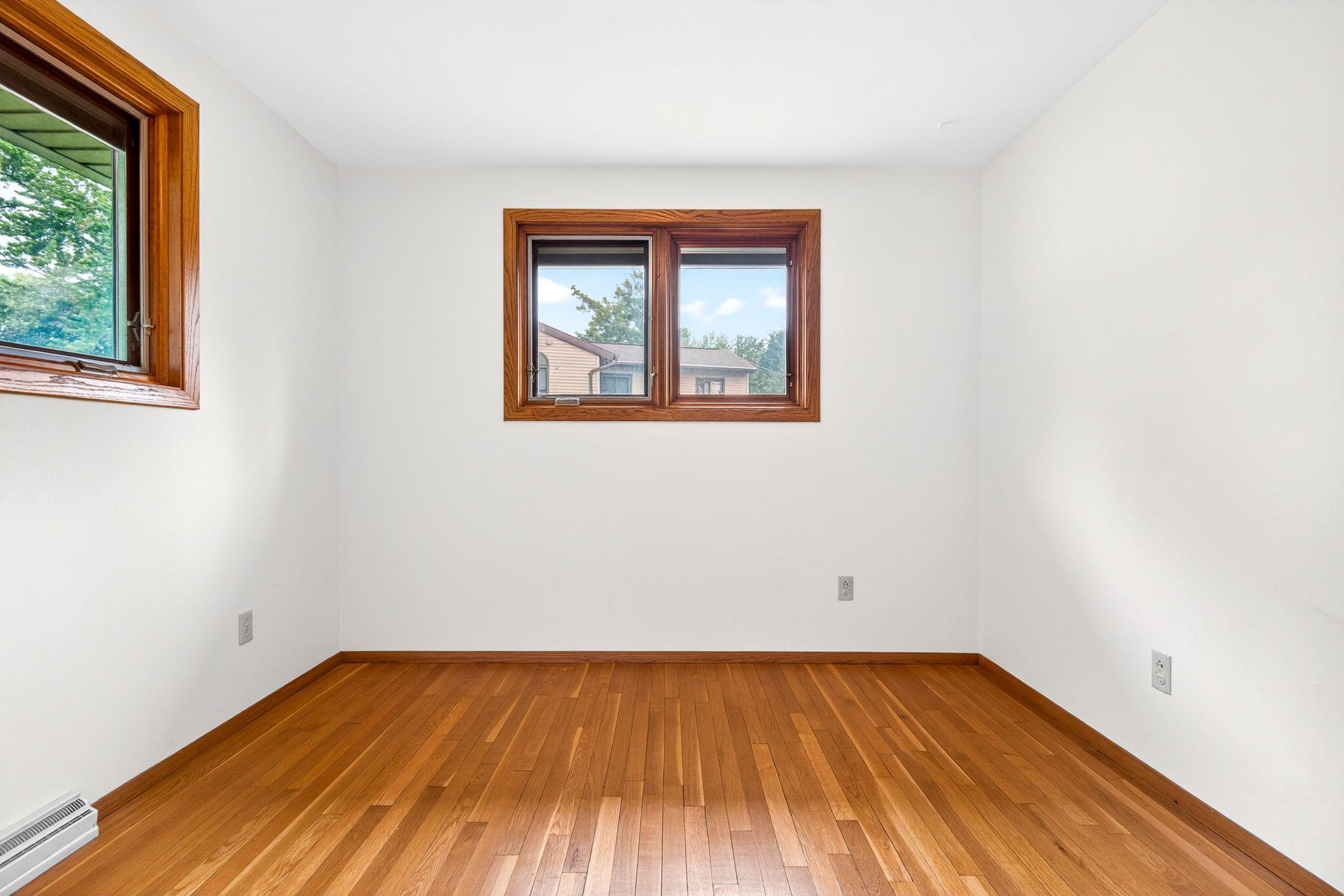 1280 FRANCES Way