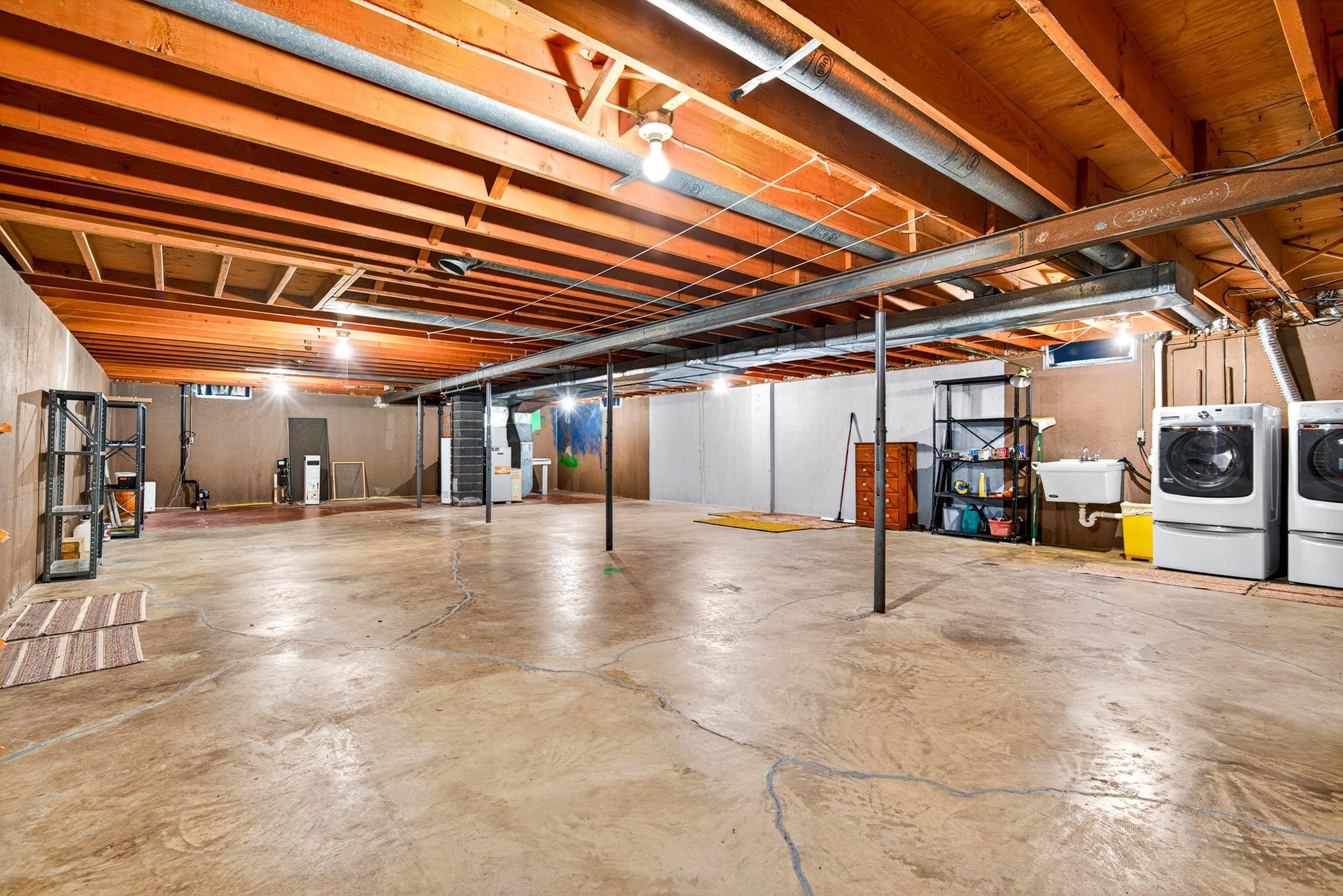 1280 FRANCES Way