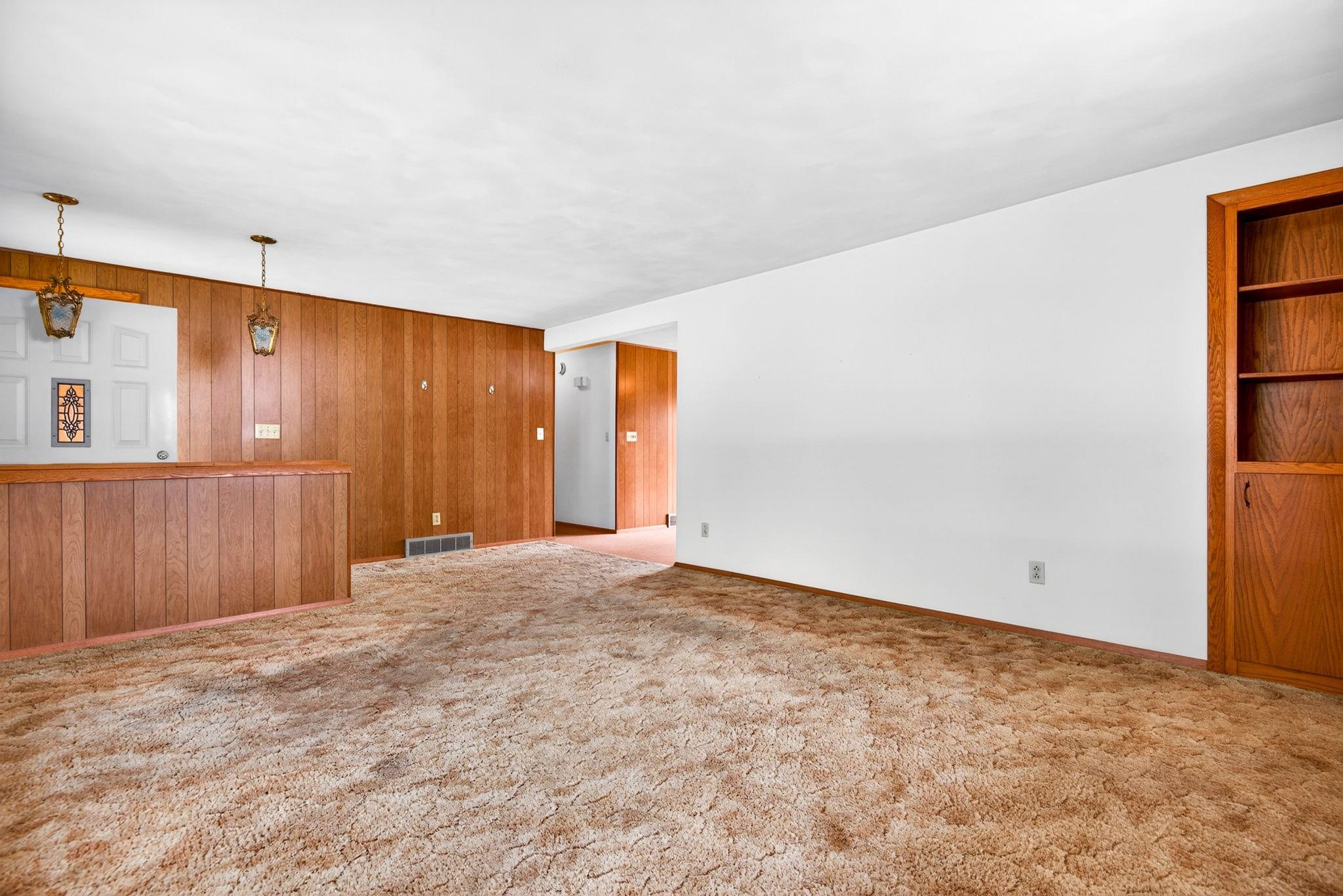 1280 FRANCES Way