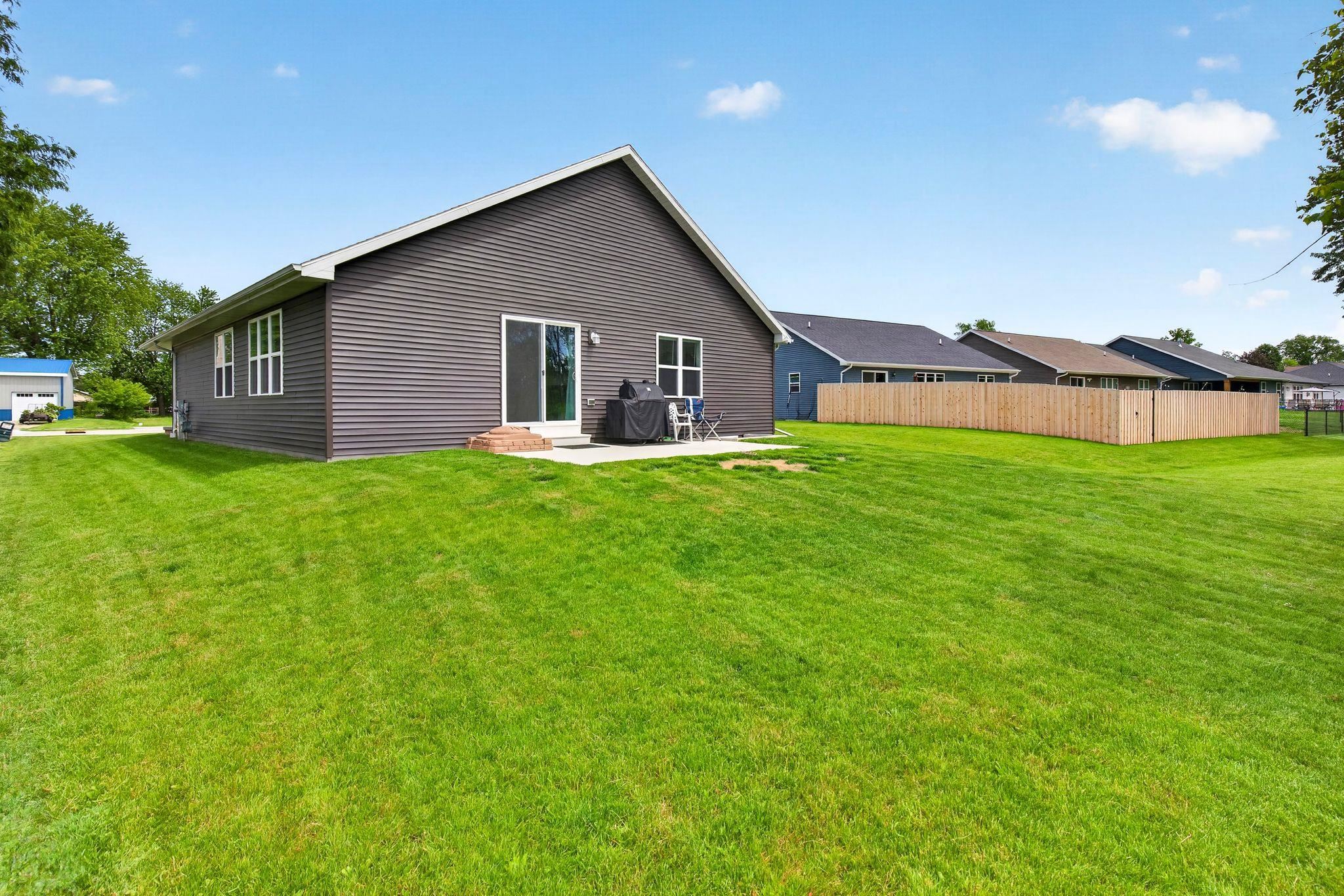 37 ASH GROVE Place