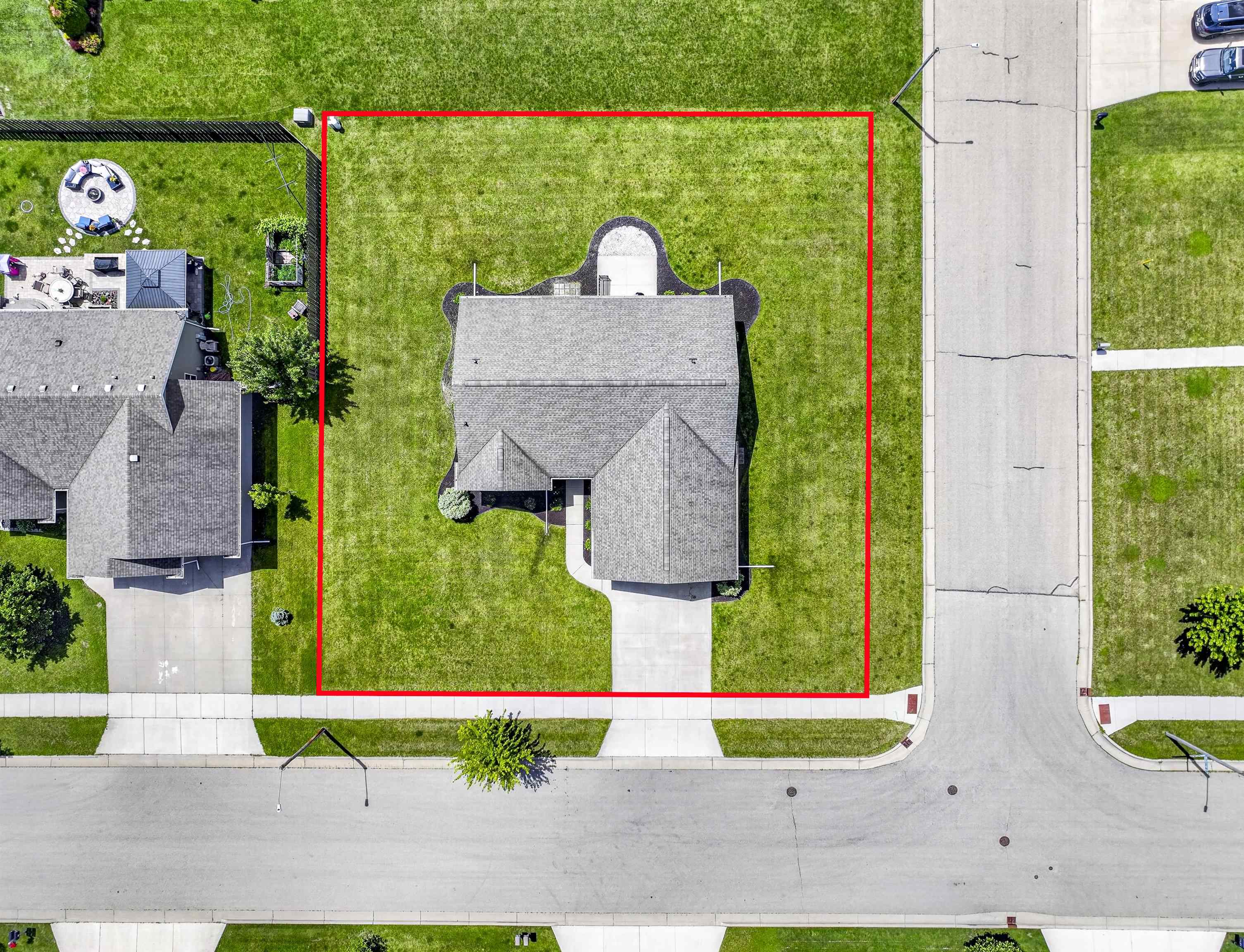 1579 LONE OAK Drive