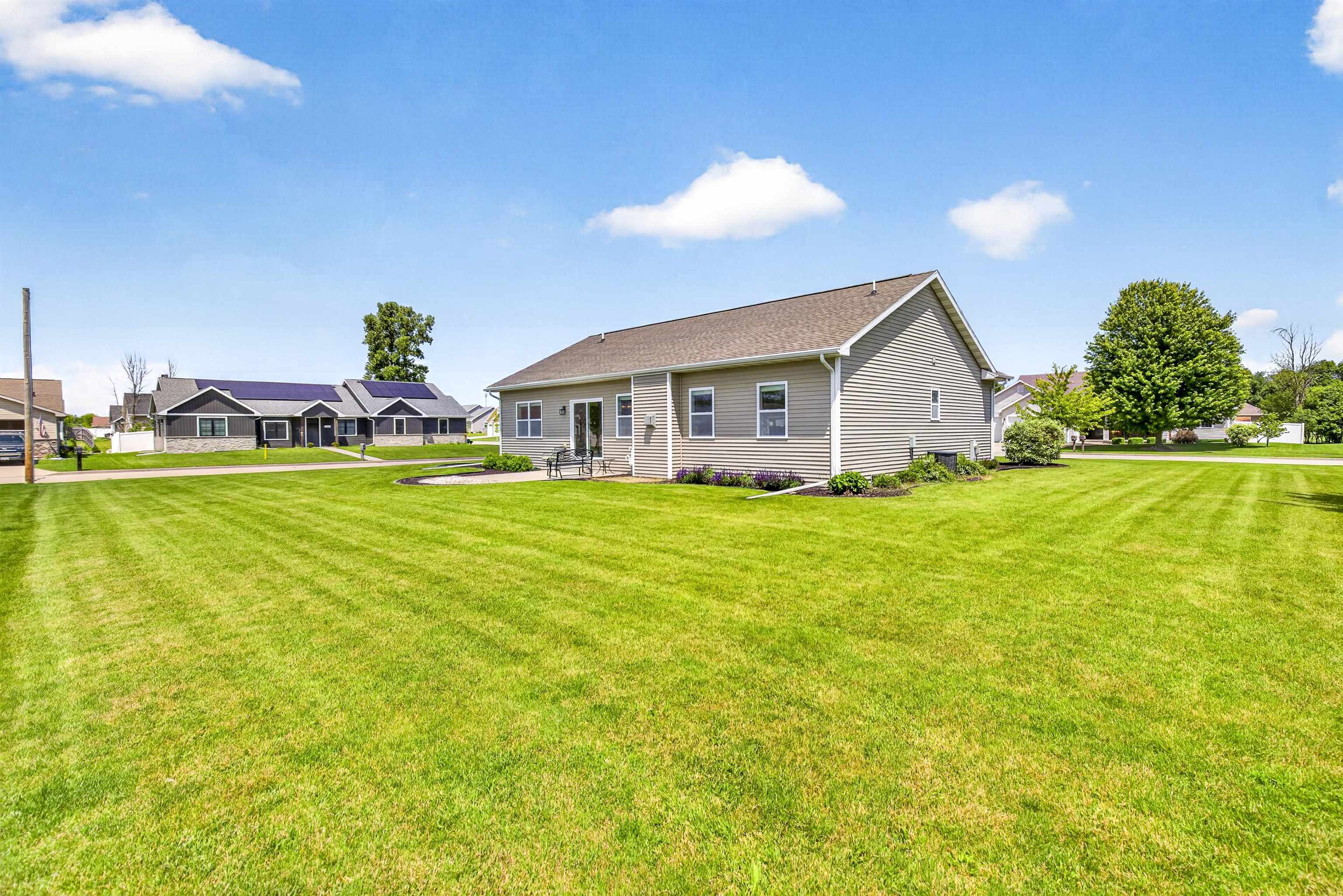 1579 LONE OAK Drive