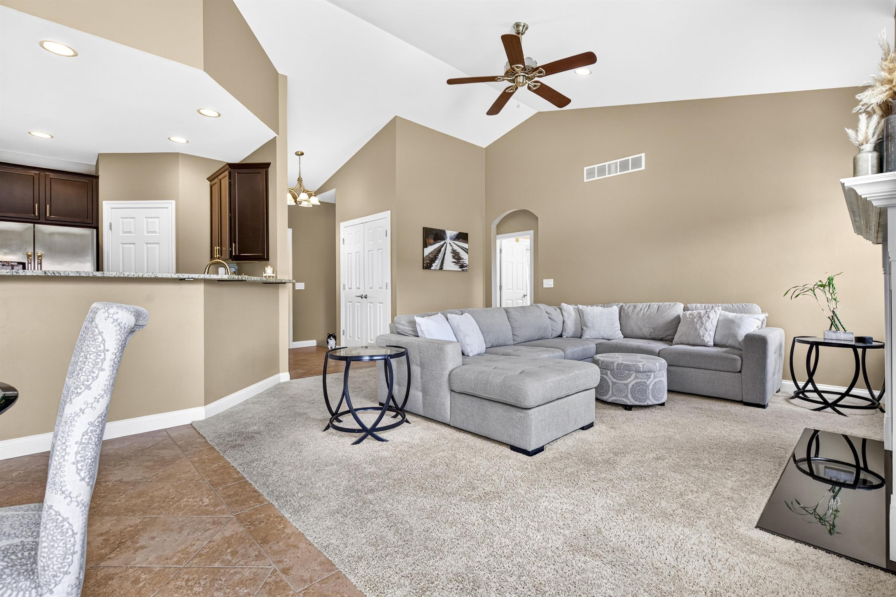 1579 LONE OAK Drive