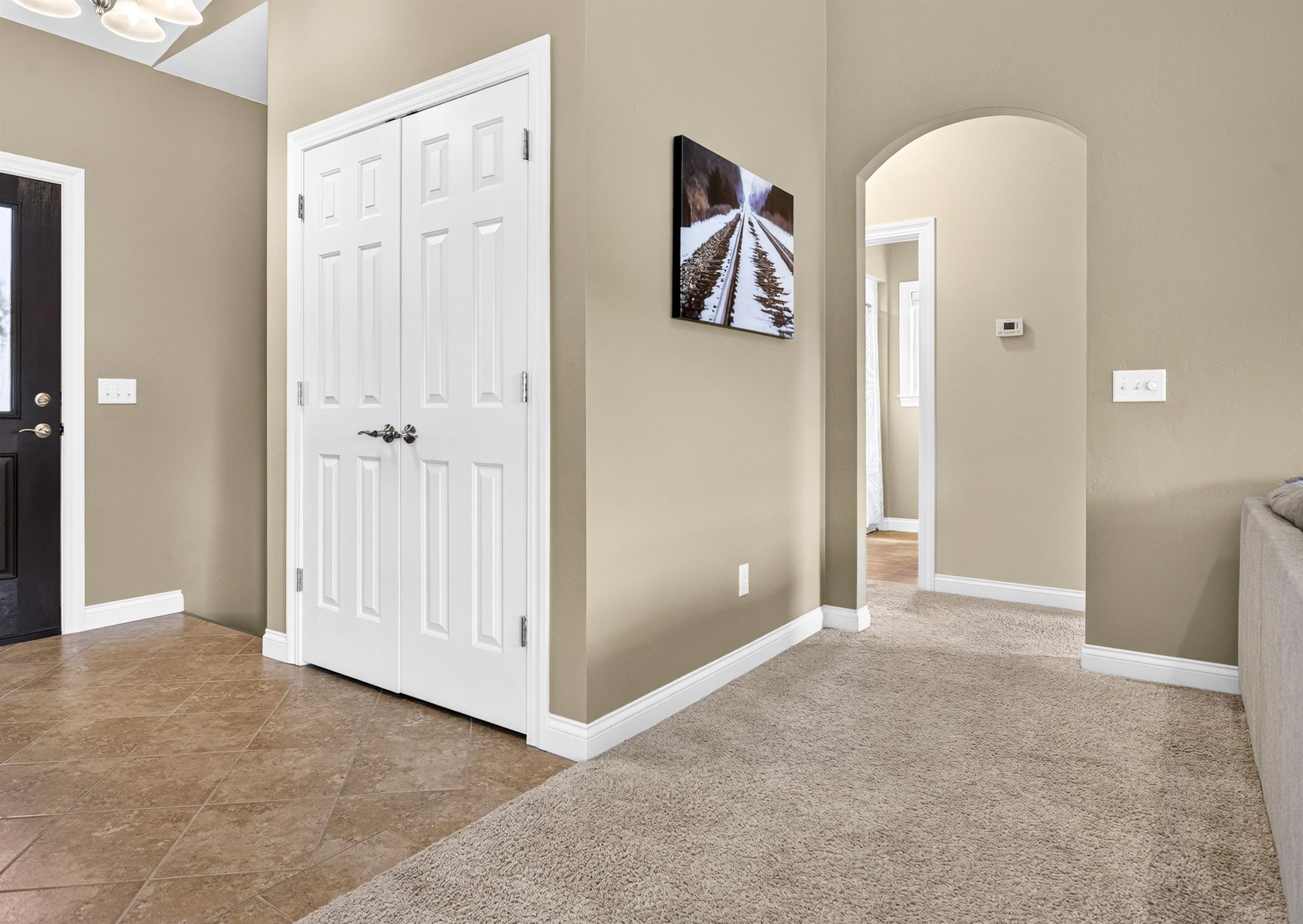 1579 LONE OAK Drive