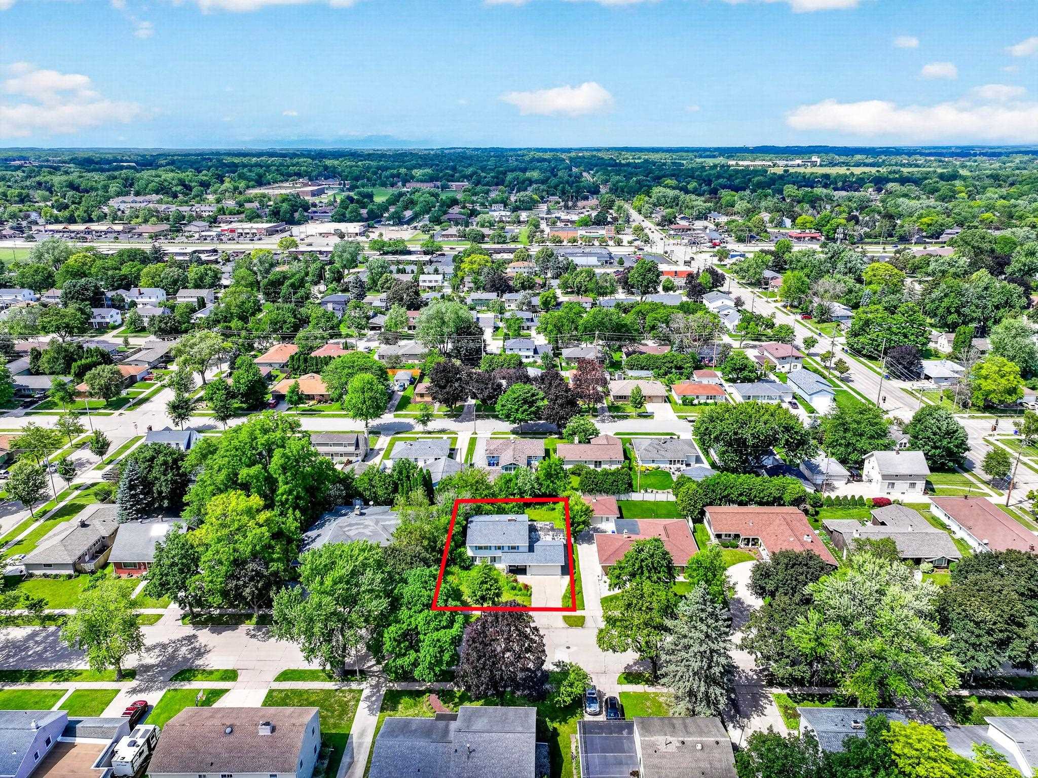 700 E LINDBERGH Street