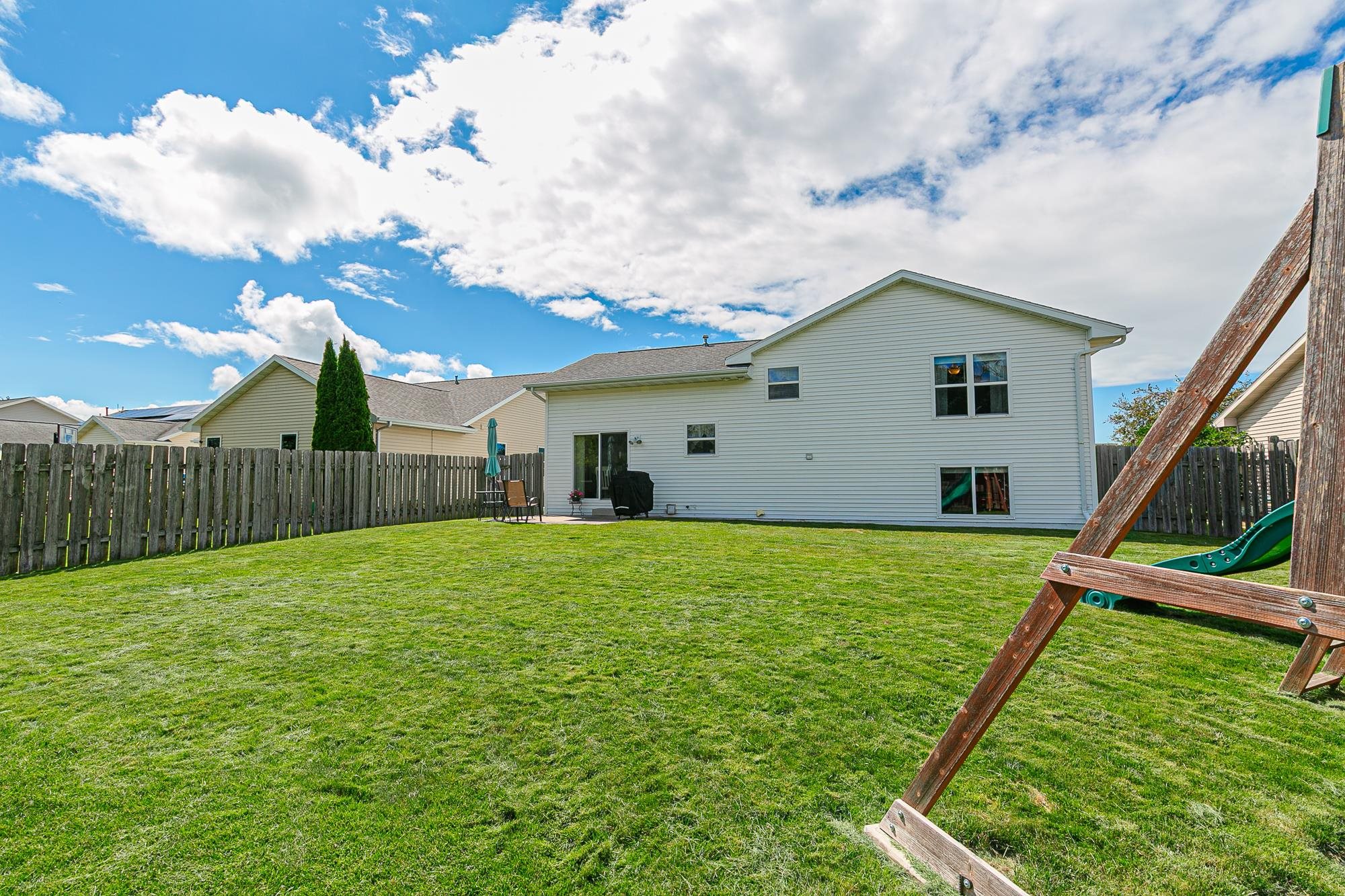 2530 GRASSY Lane
