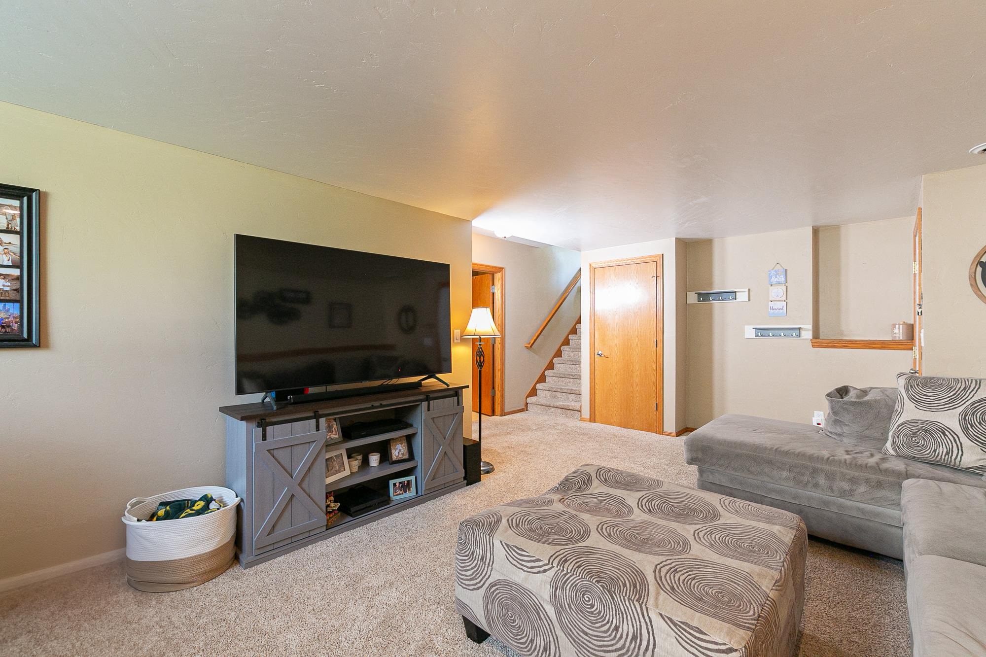 2530 GRASSY Lane