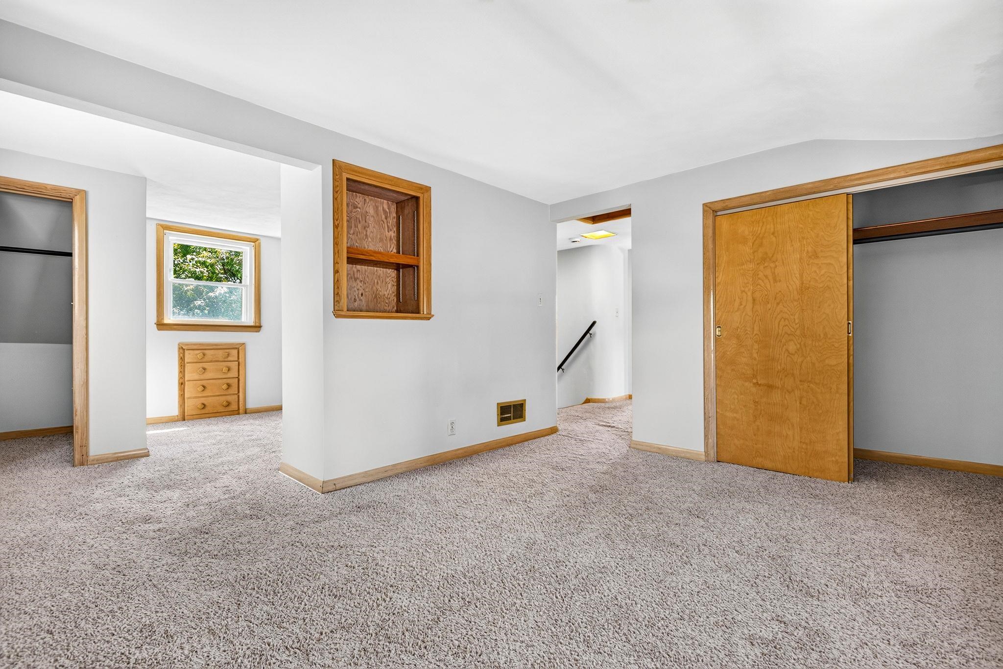 804 E MAPLE Street