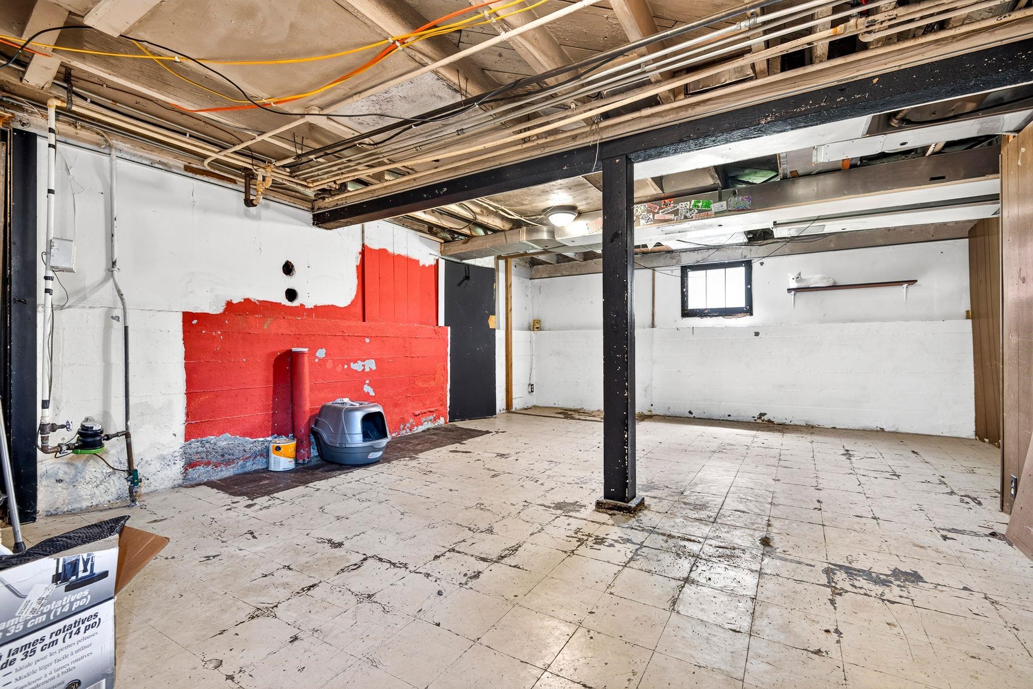 1251 WALNUT Street