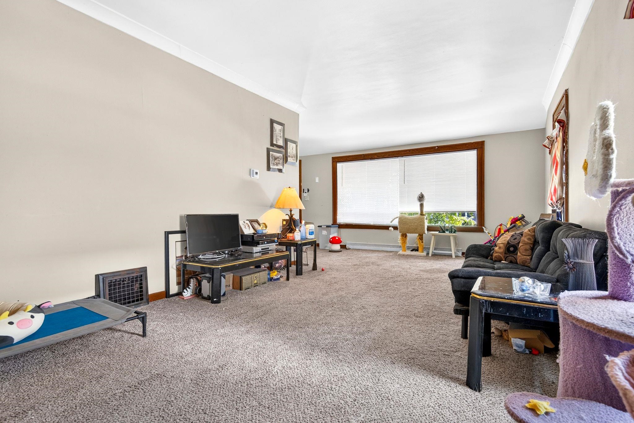 1251 WALNUT Street