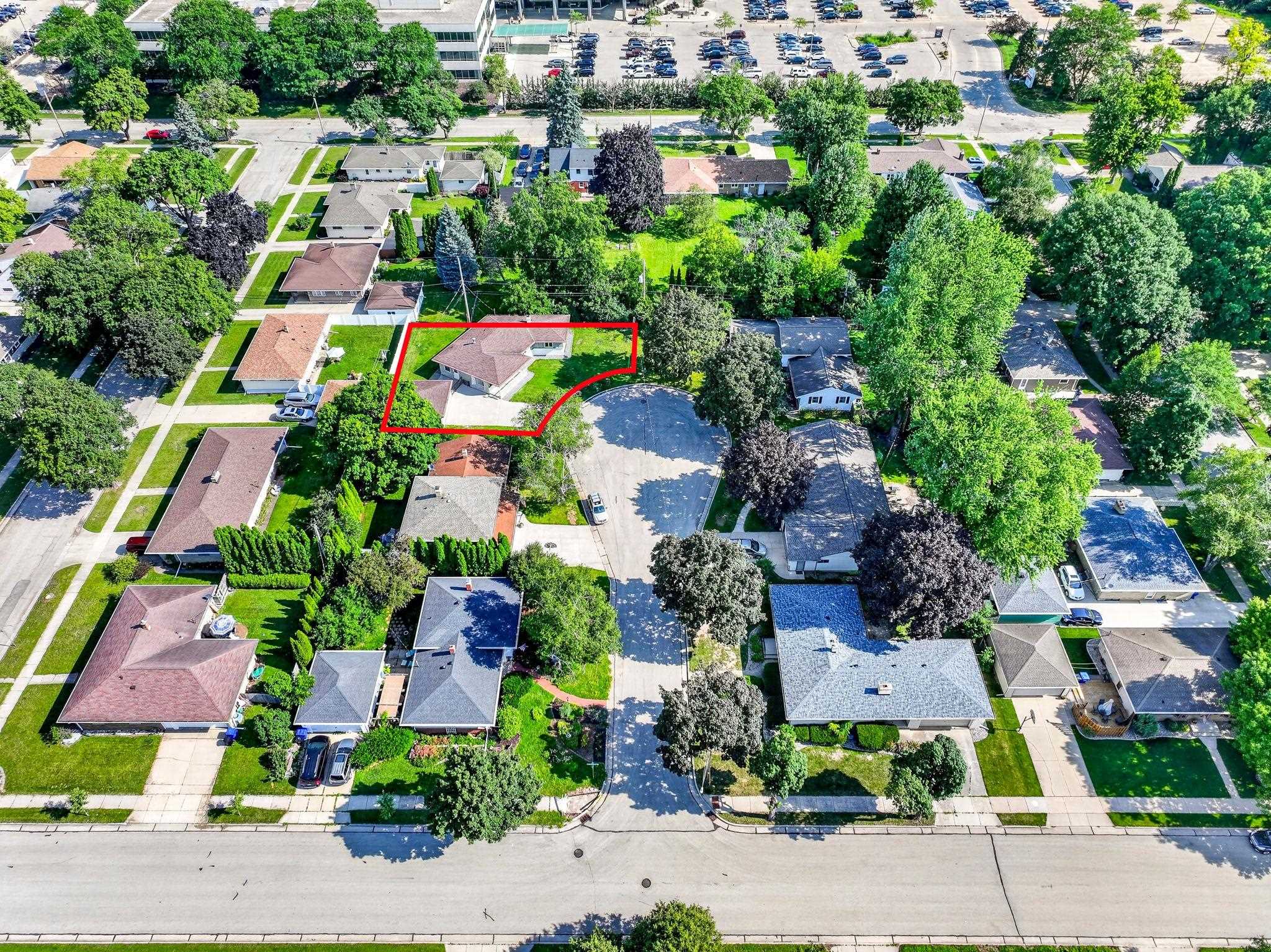 11 WILLOW Court
