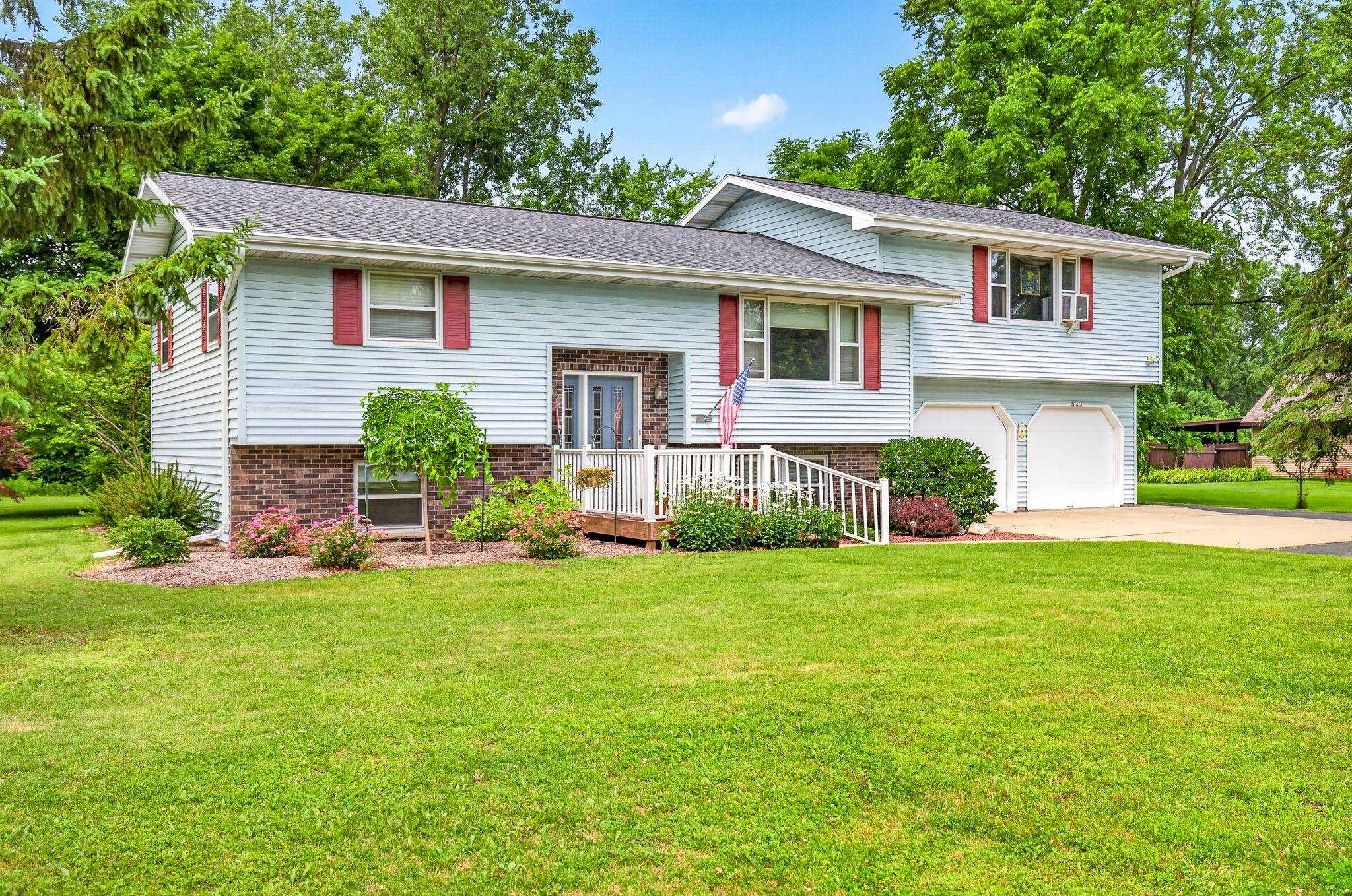 N1415 GREENWOOD Road