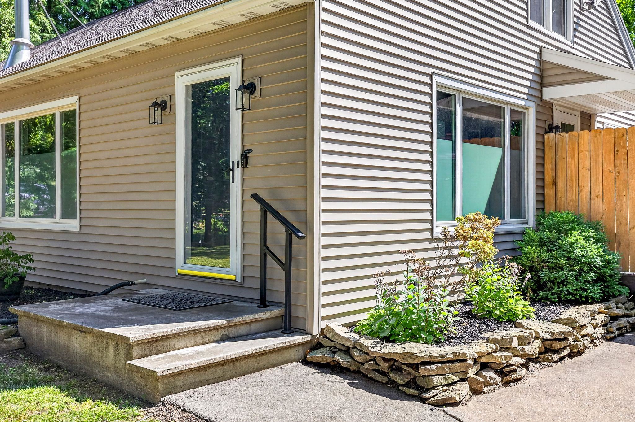 1338 LEONARD POINT Road