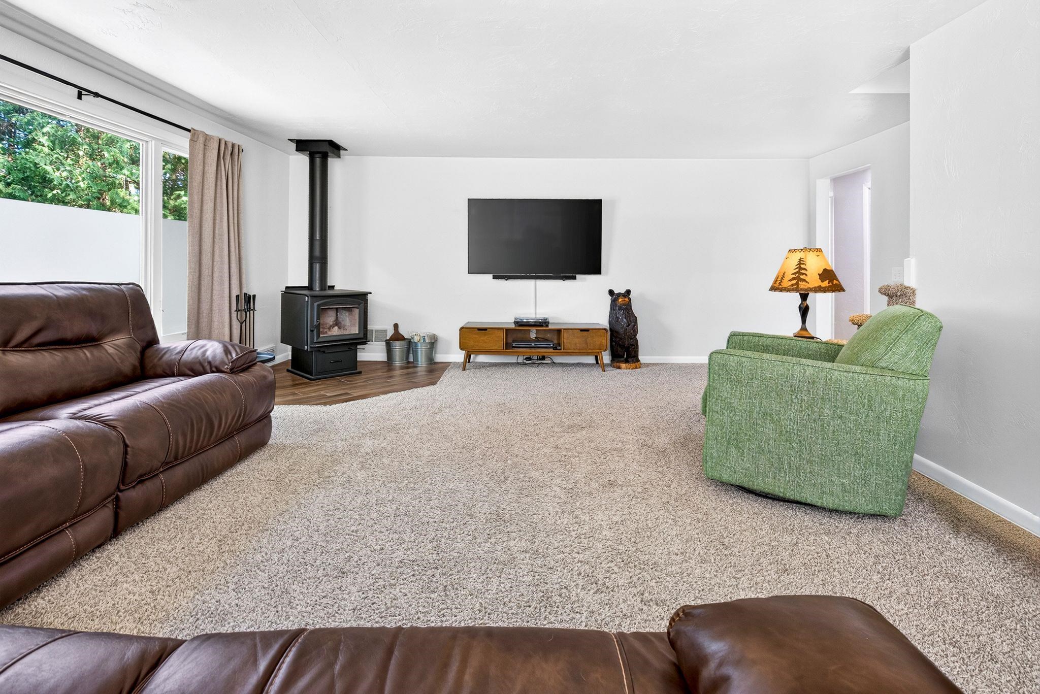 1338 LEONARD POINT Road