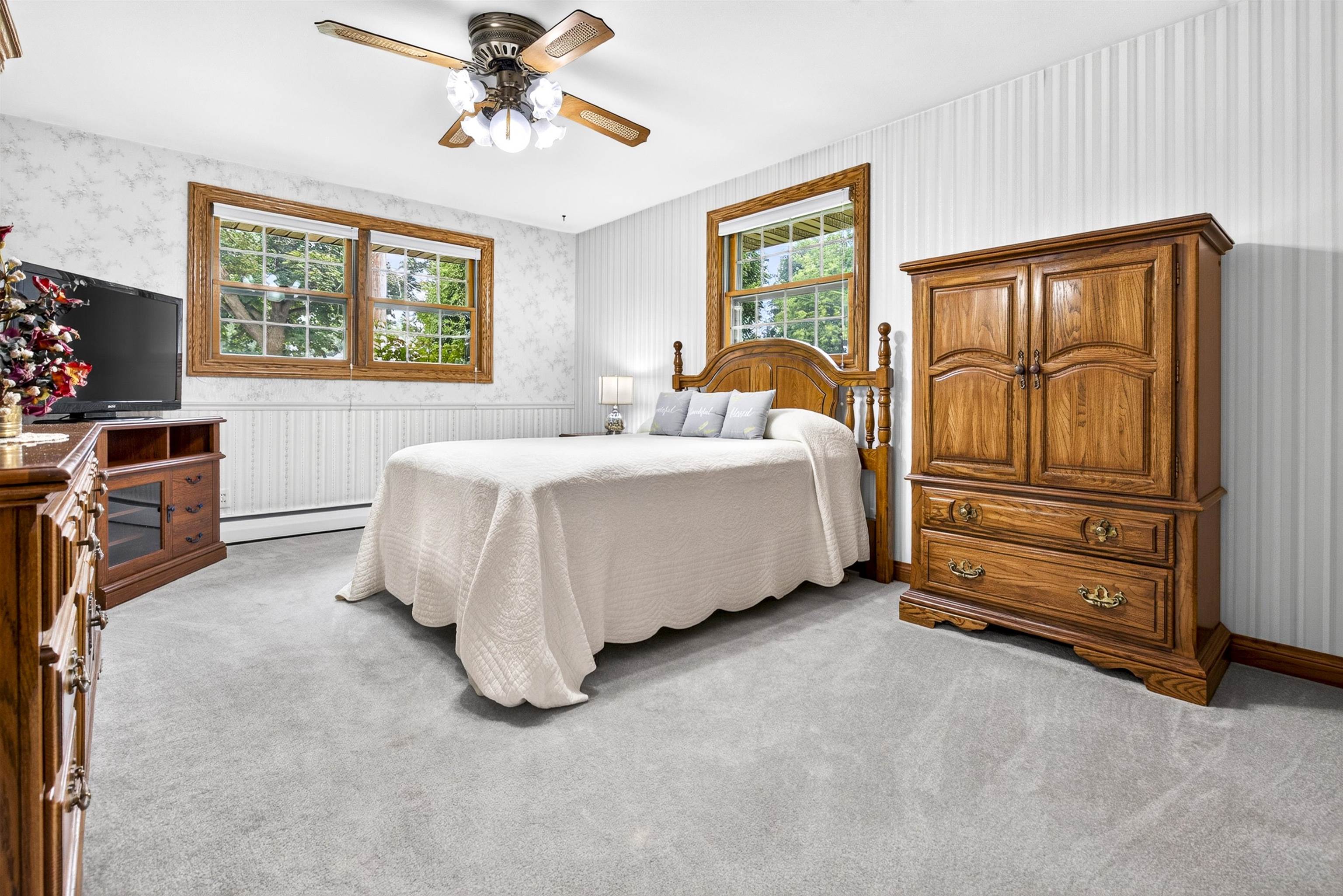 106 LOX Court