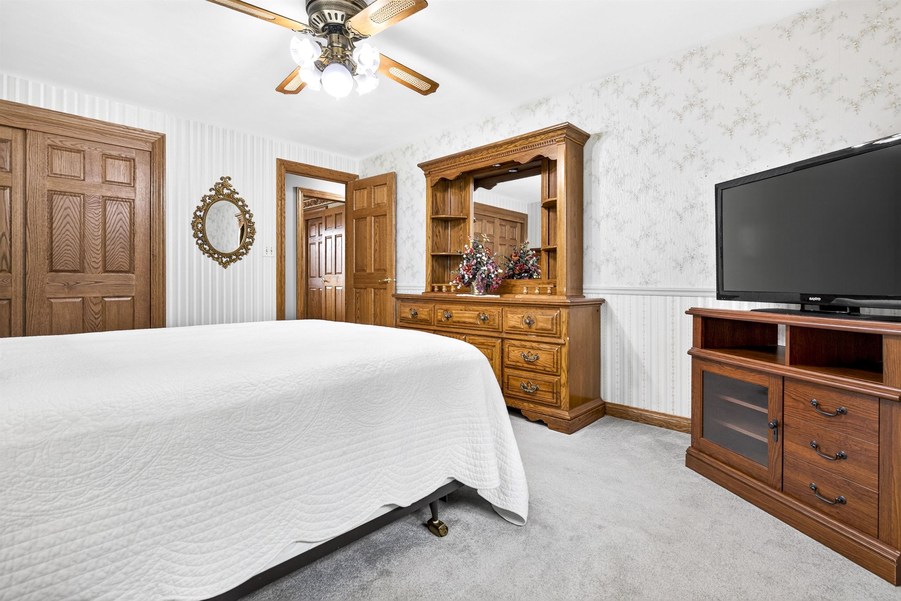 106 LOX Court