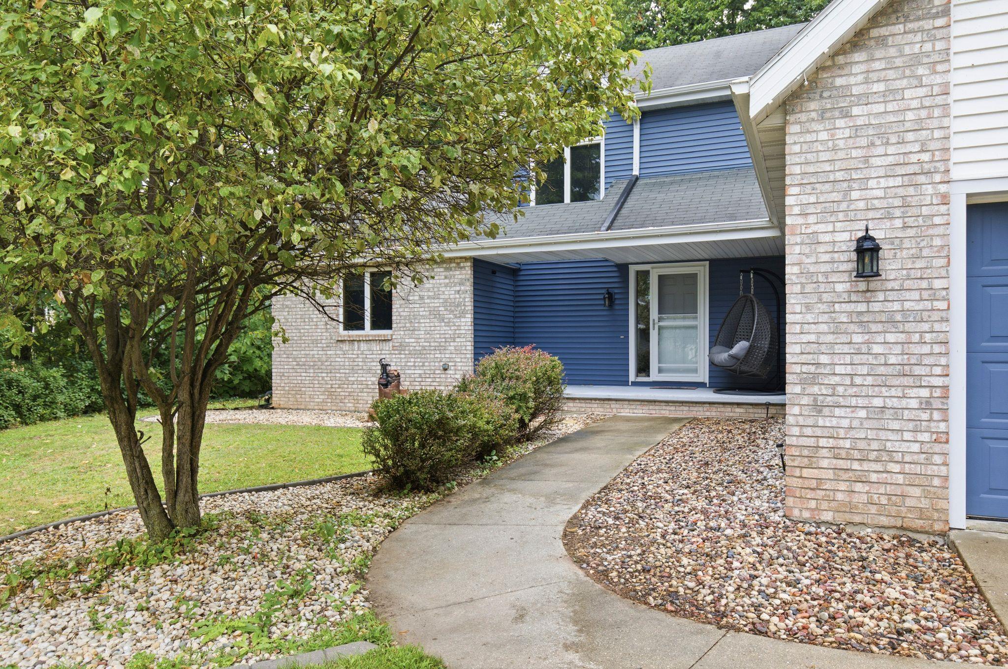 2420 BRANTWOOD Drive