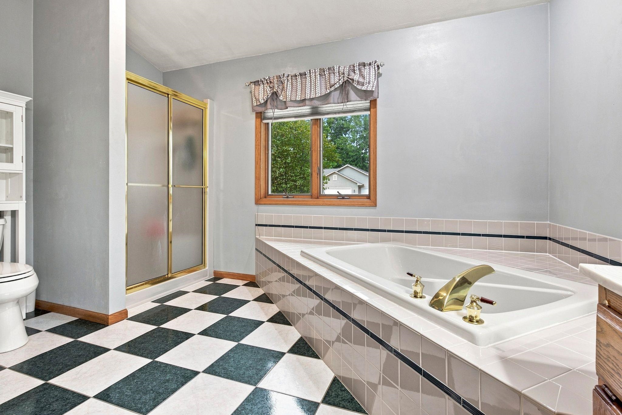 2420 BRANTWOOD Drive