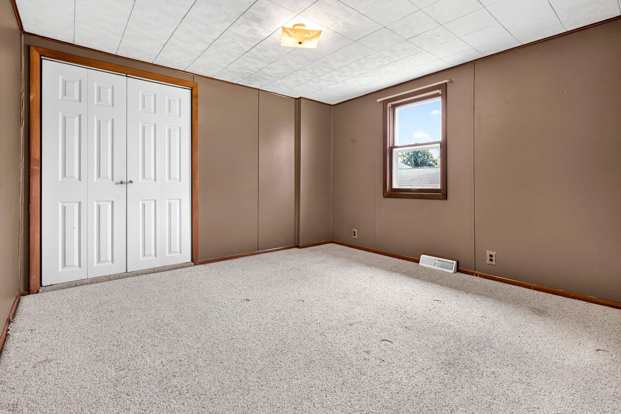 N8271 LAKESHORE Drive