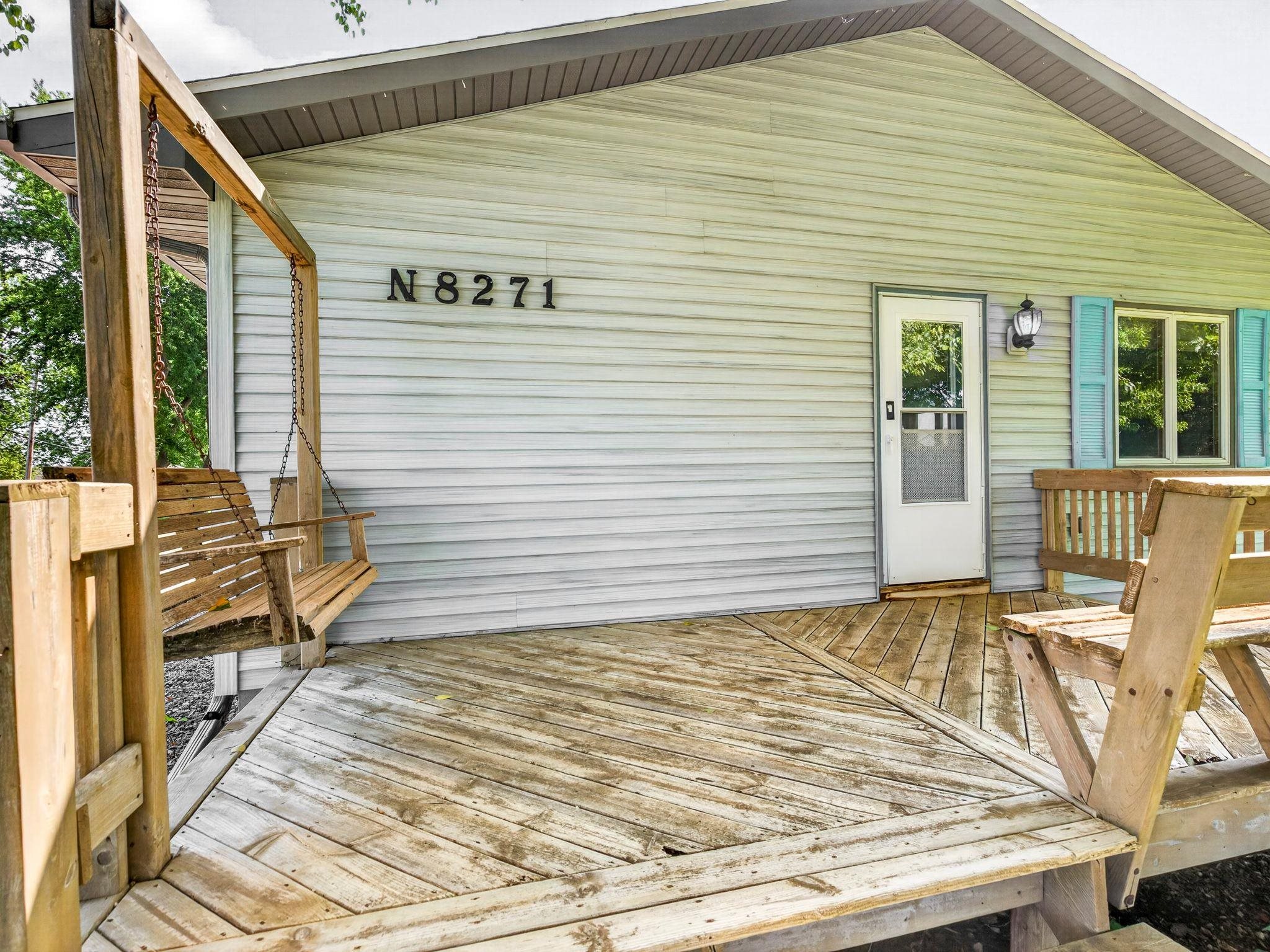 N8271 LAKESHORE Drive