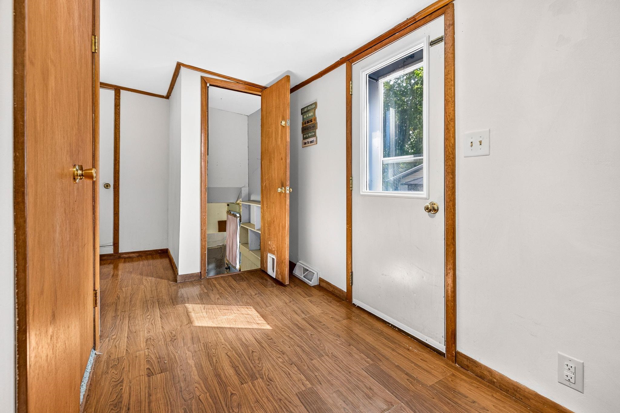 N8271 LAKESHORE Drive