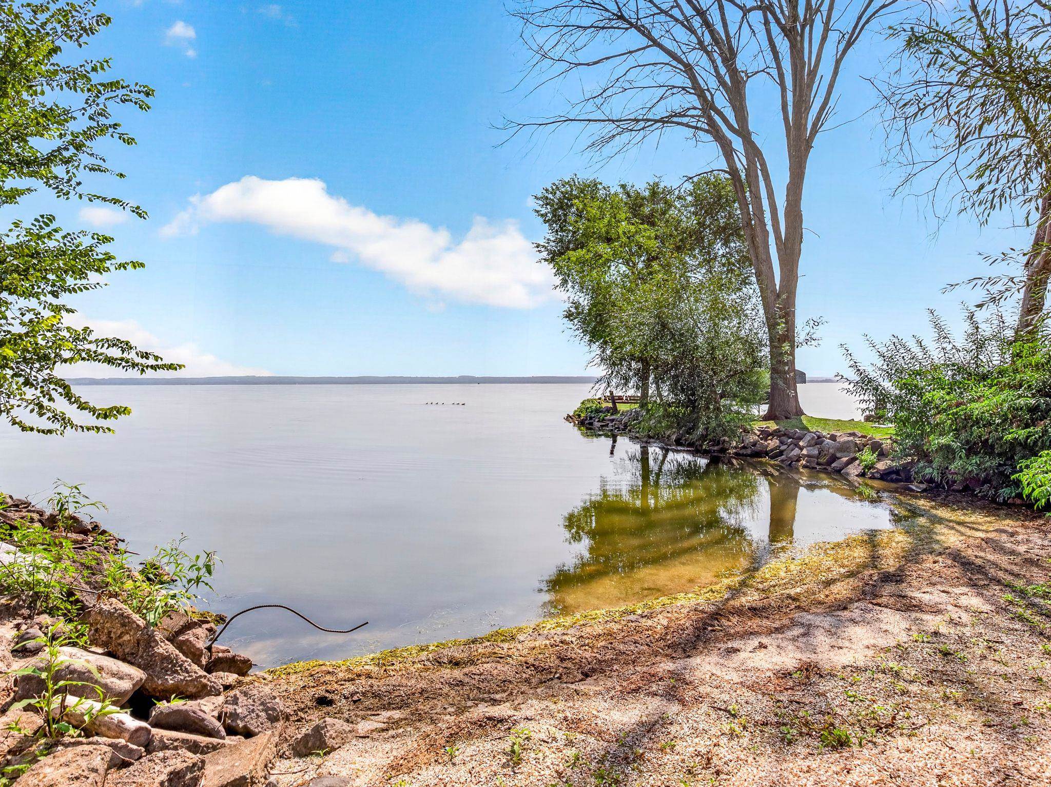 N8271 LAKESHORE Drive