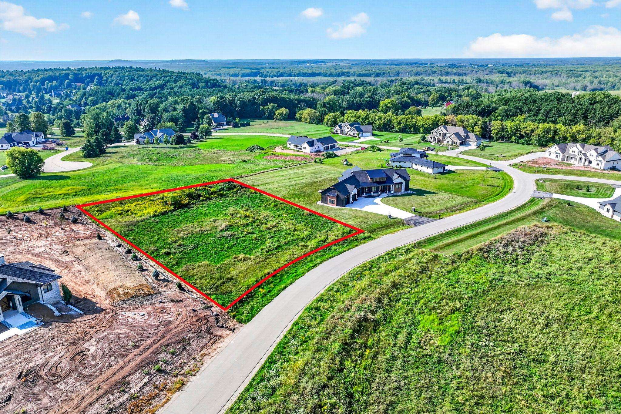 HACKBERRY HILLS Road Unit: 33