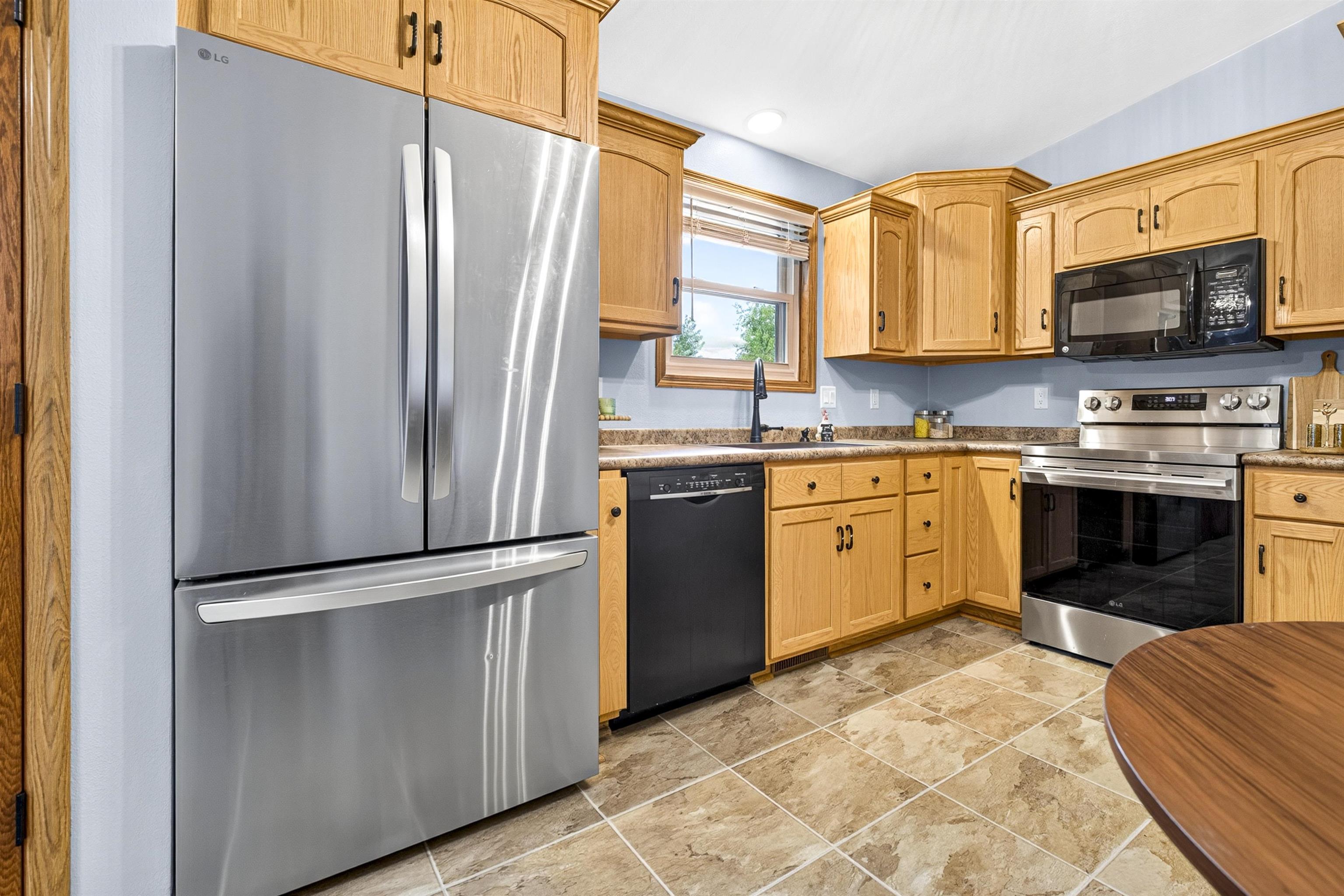 1378 INVERNESS Lane