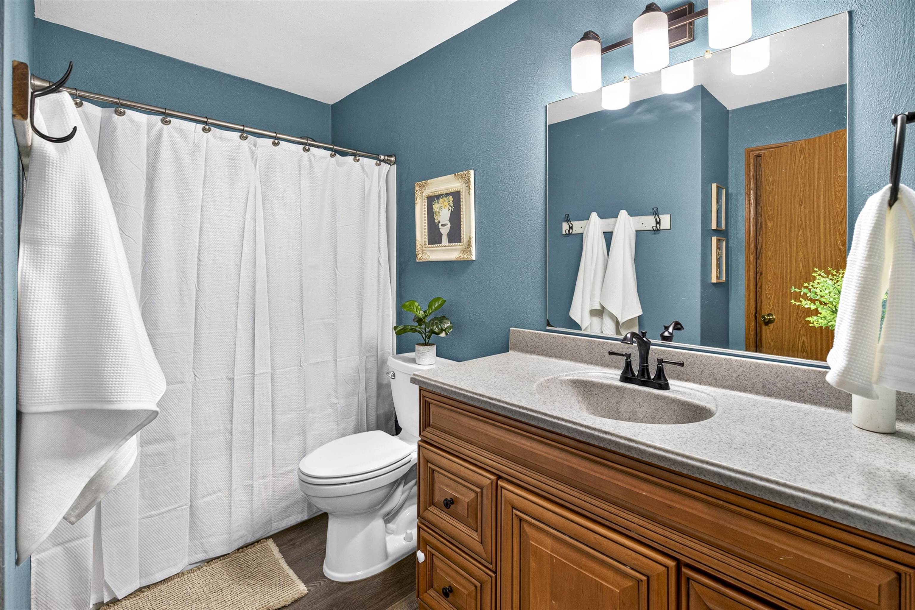 1378 INVERNESS Lane