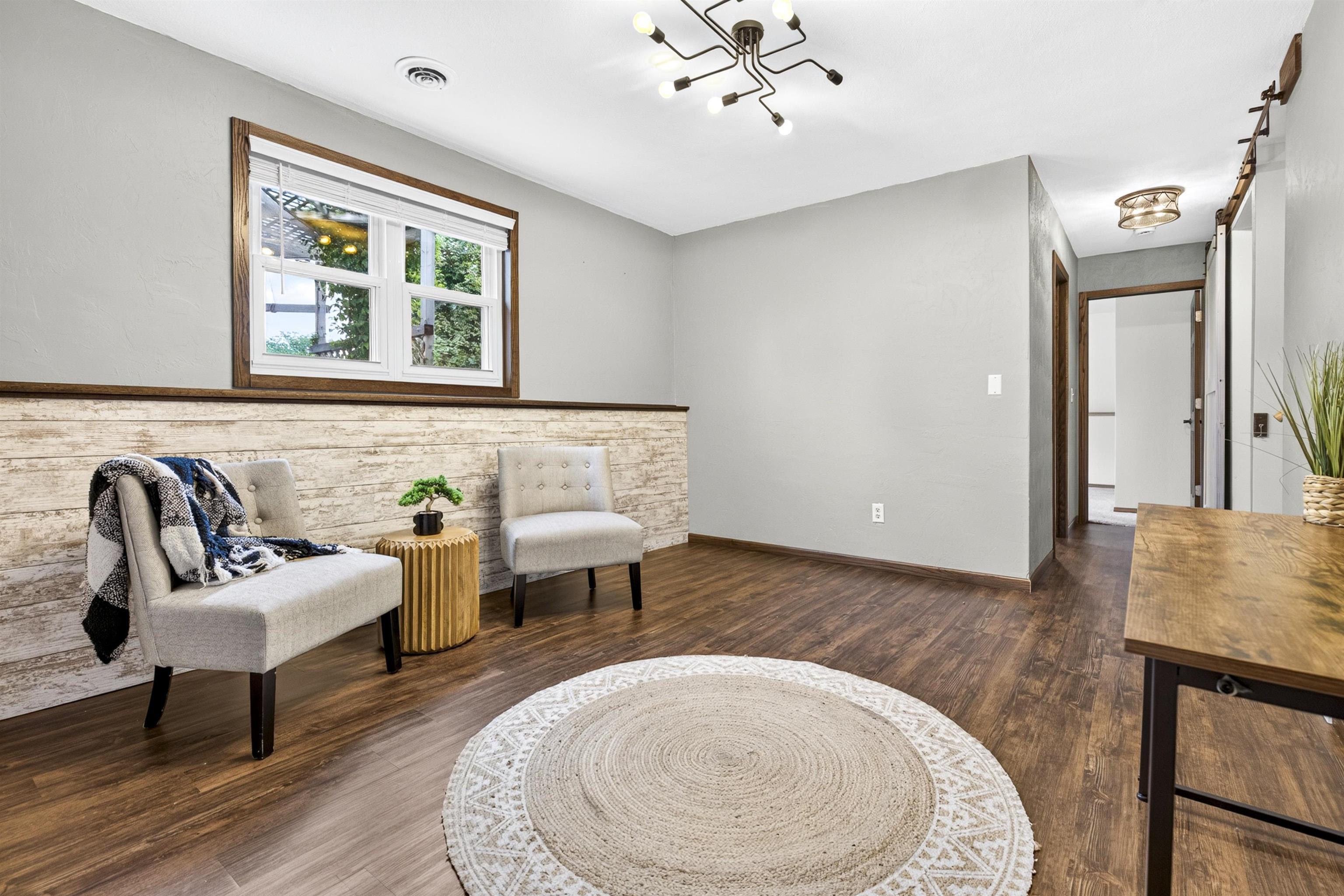 1378 INVERNESS Lane