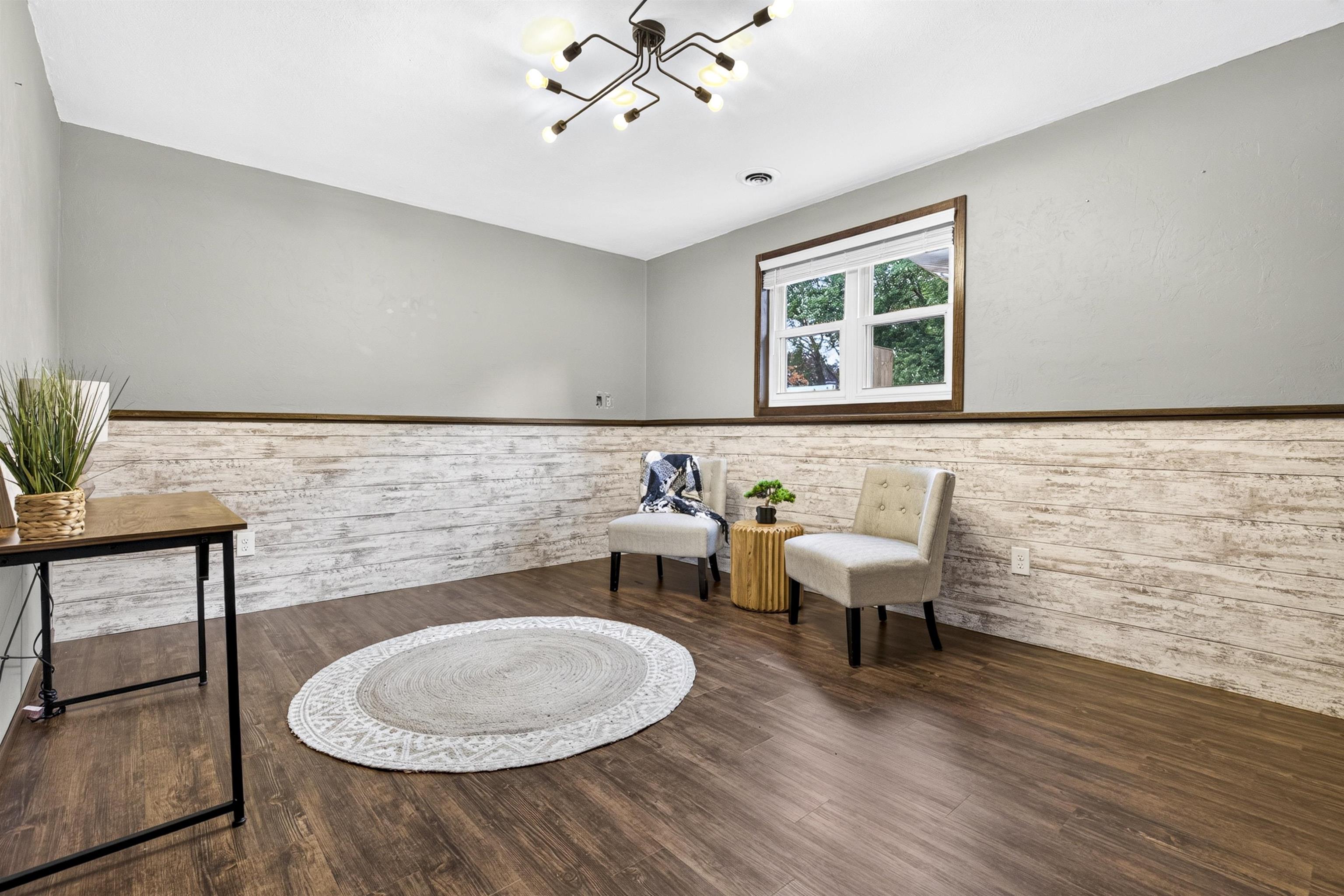 1378 INVERNESS Lane