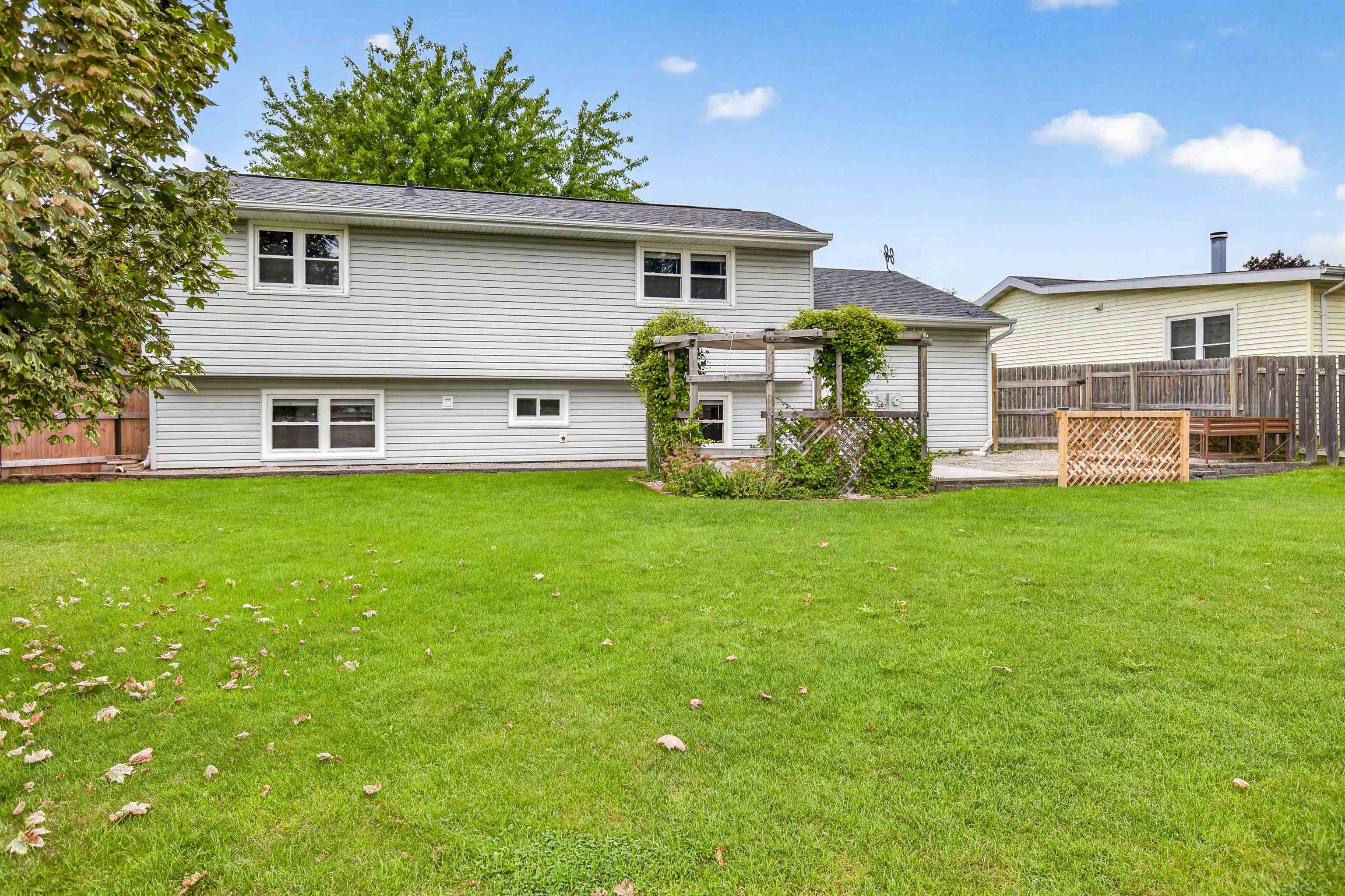 1378 INVERNESS Lane