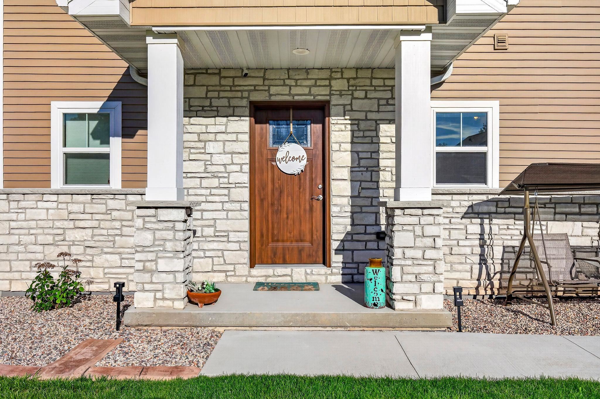 2215 SOFTWIND Road