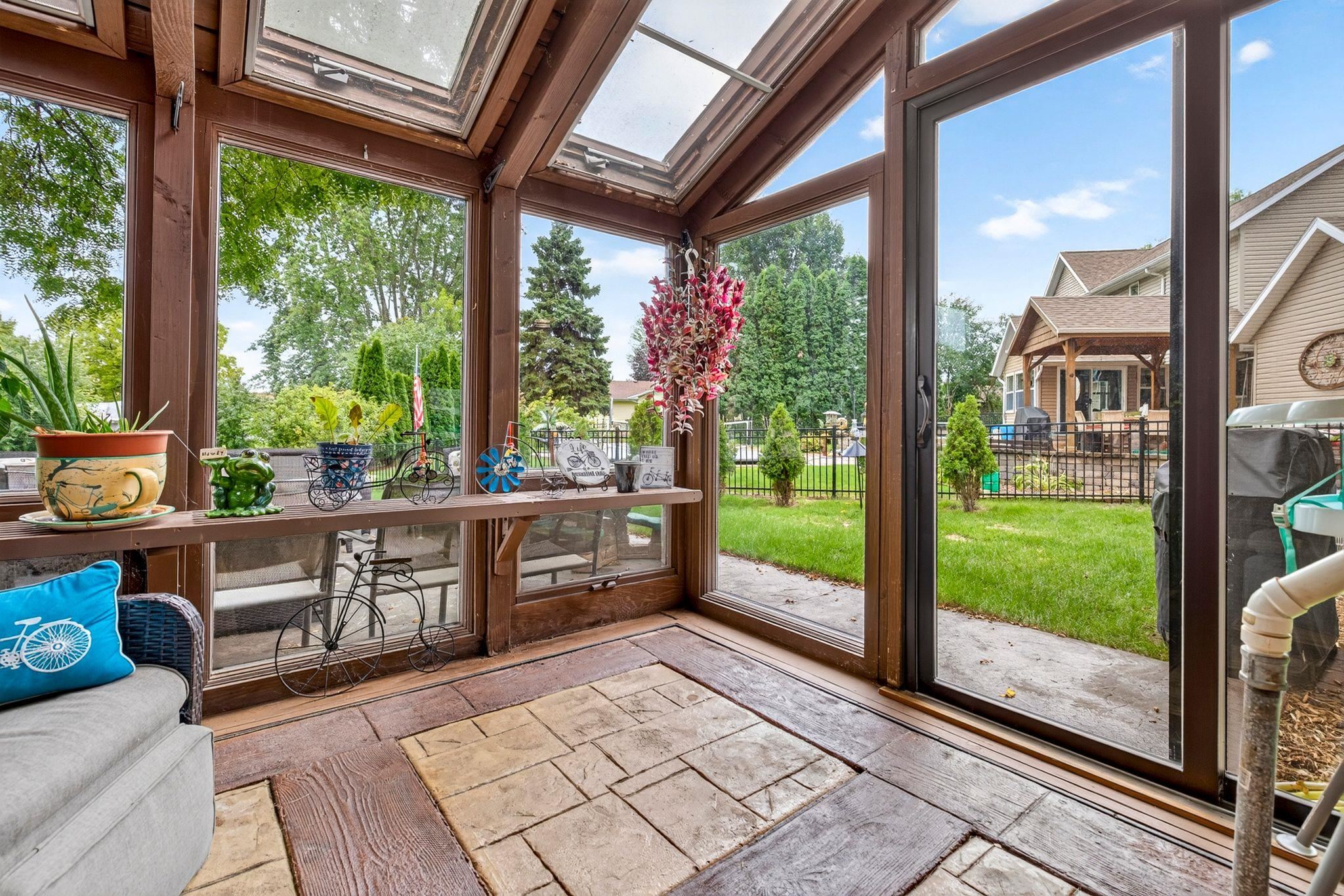 3412 N MARIAH Lane